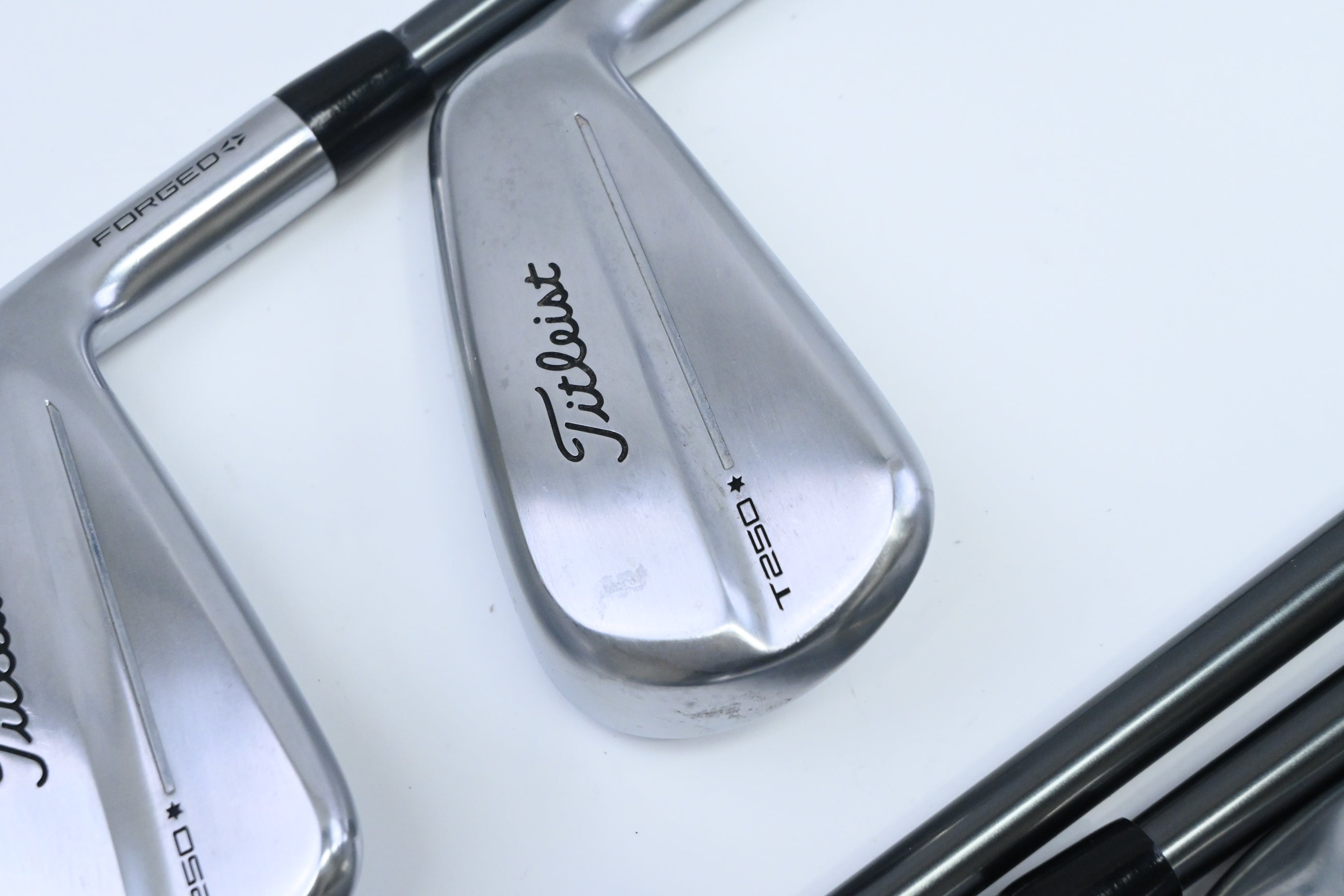 Titleist T250* 2025 Irons / 6-PW / Regular Flex MMT Speedmesh 65 Shaft