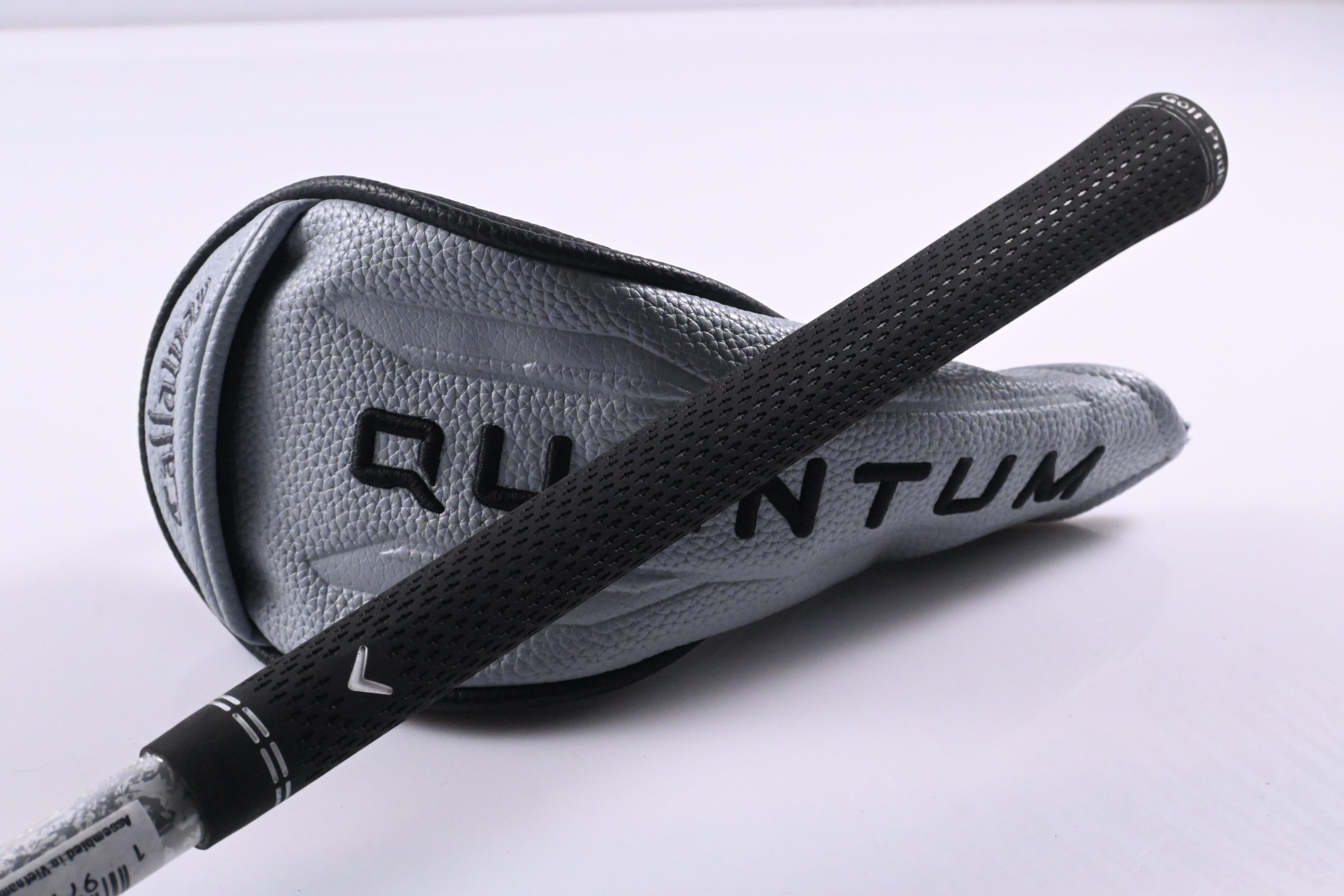 Callaway Quantum Max #4 Hybrid / 21 Degree / Regular Flex Denali Silver 60 Shaft