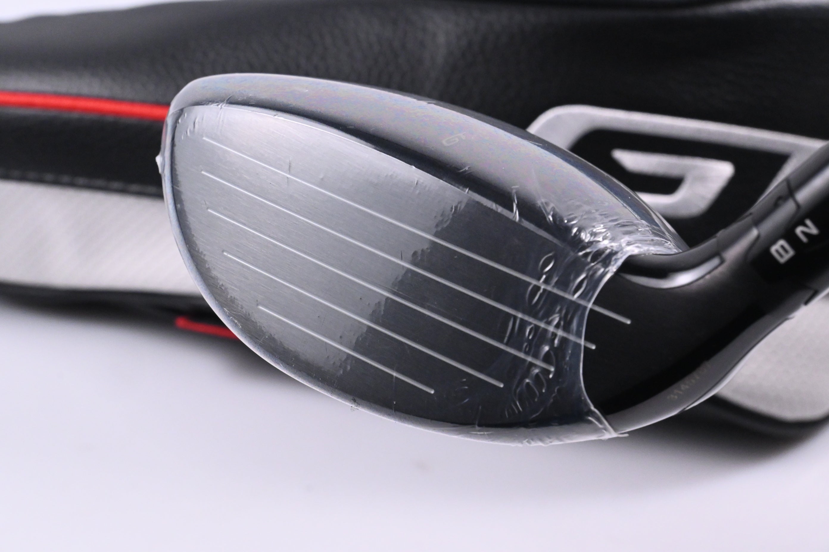 Titleist GT2 #3 Wood / 16.5 Degree / Stiff Flex Project X HZRDUS GEN5 Black 70