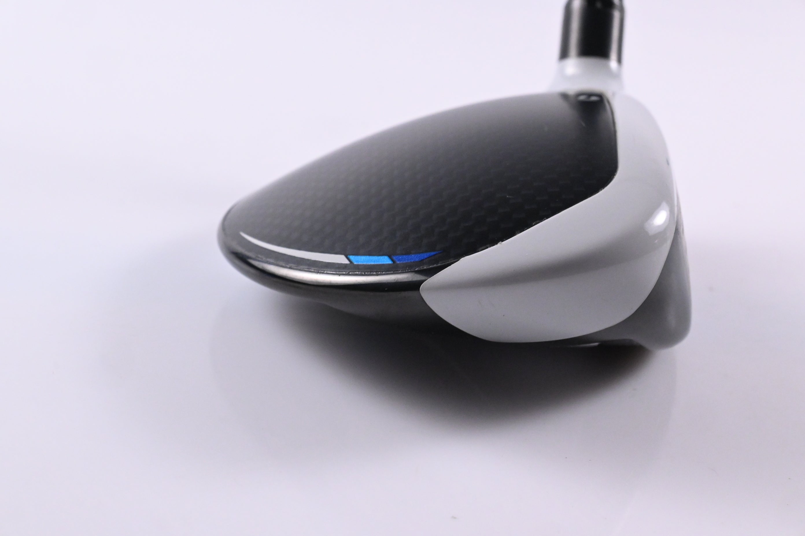 Taylormade SIM2 Ti #3 Wood / 15 Degree / Stiff Flex Tensei AV Raw Blue 65 Shaft