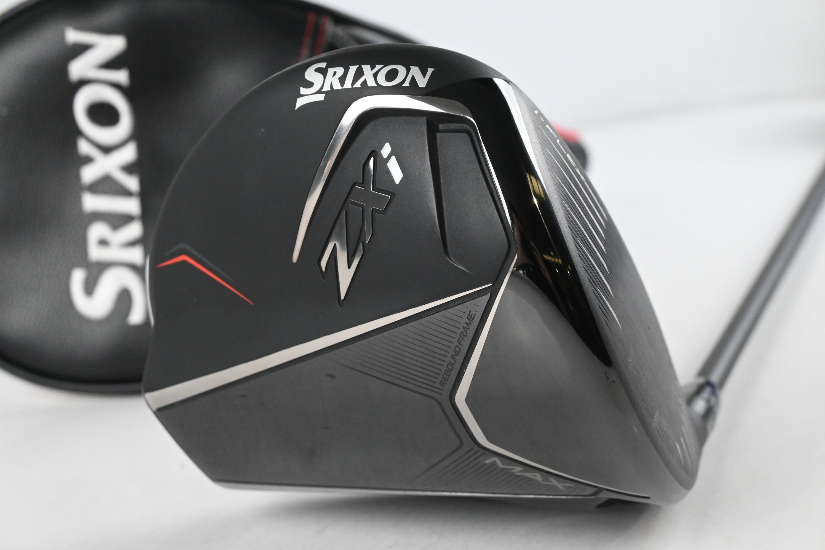 Srixon ZXi Max Driver / 10.5 Degree / X-Flex HZRDUS Black 70 Shaft