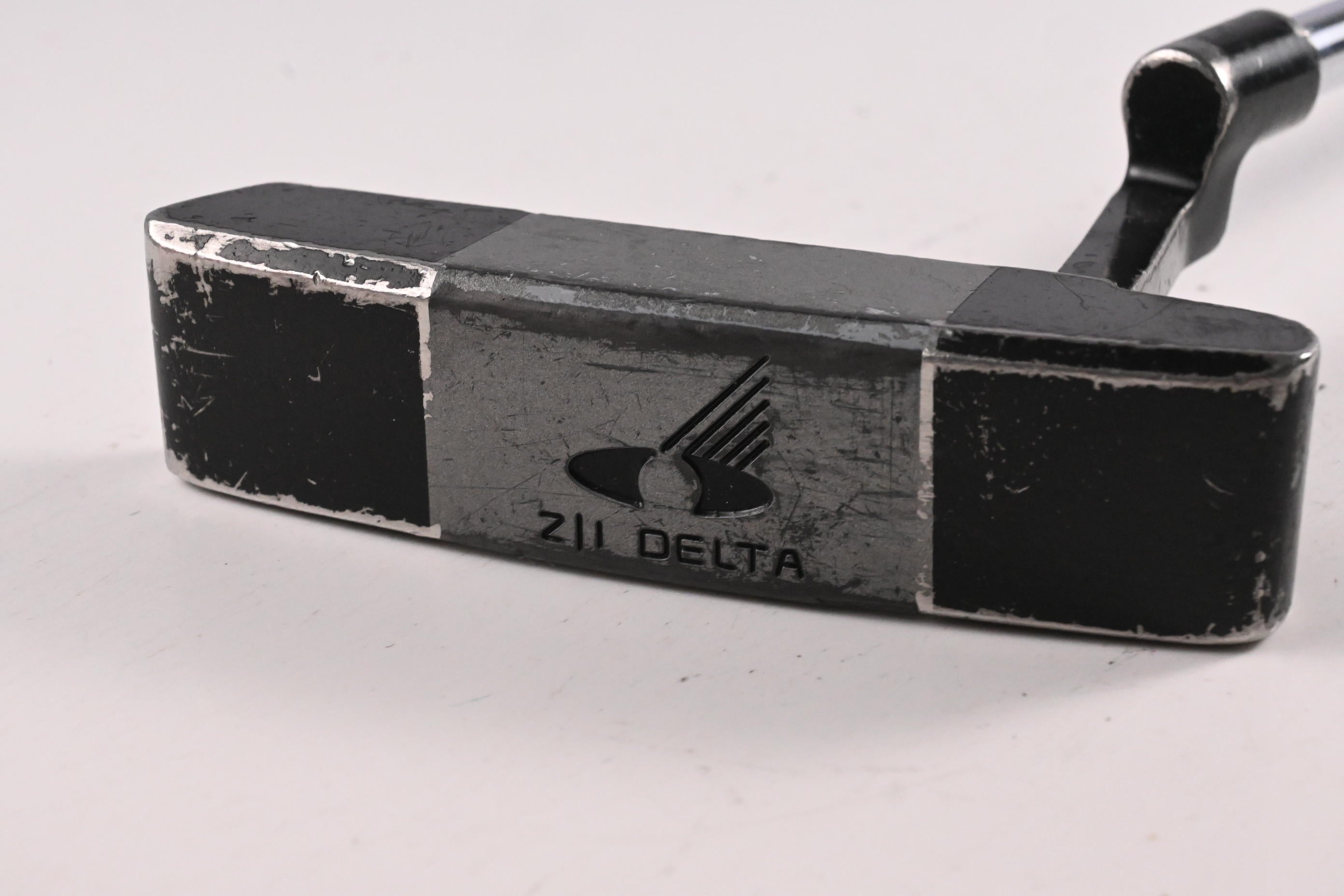 Never Compromise Z/I Delta Putter / 32 Inch