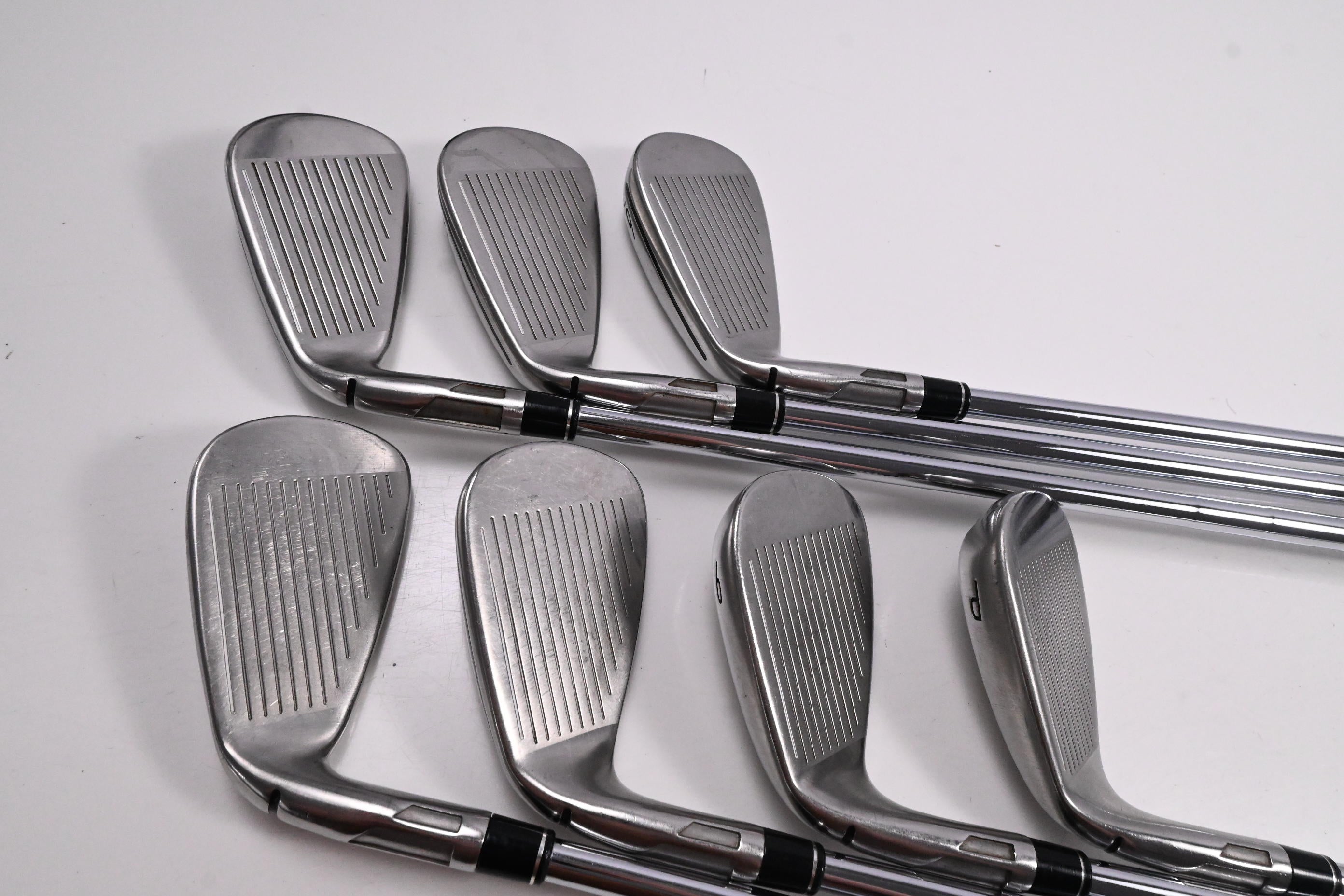 Taylormade SIM2 Max Irons / 4-PW / Regular Flex KBS Tour 90 Shafts