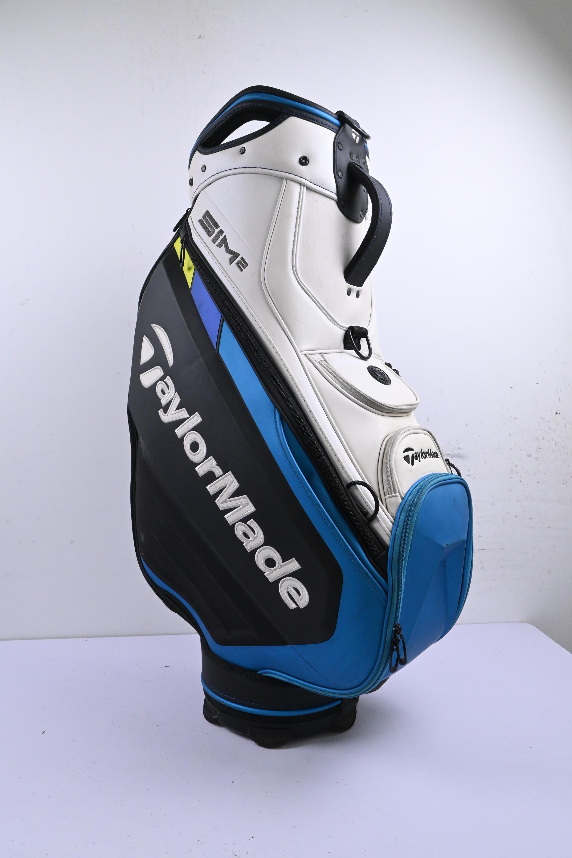 Taylormade Sim 2 Tour Bag / 6-Way Divider / Black, White & Blue