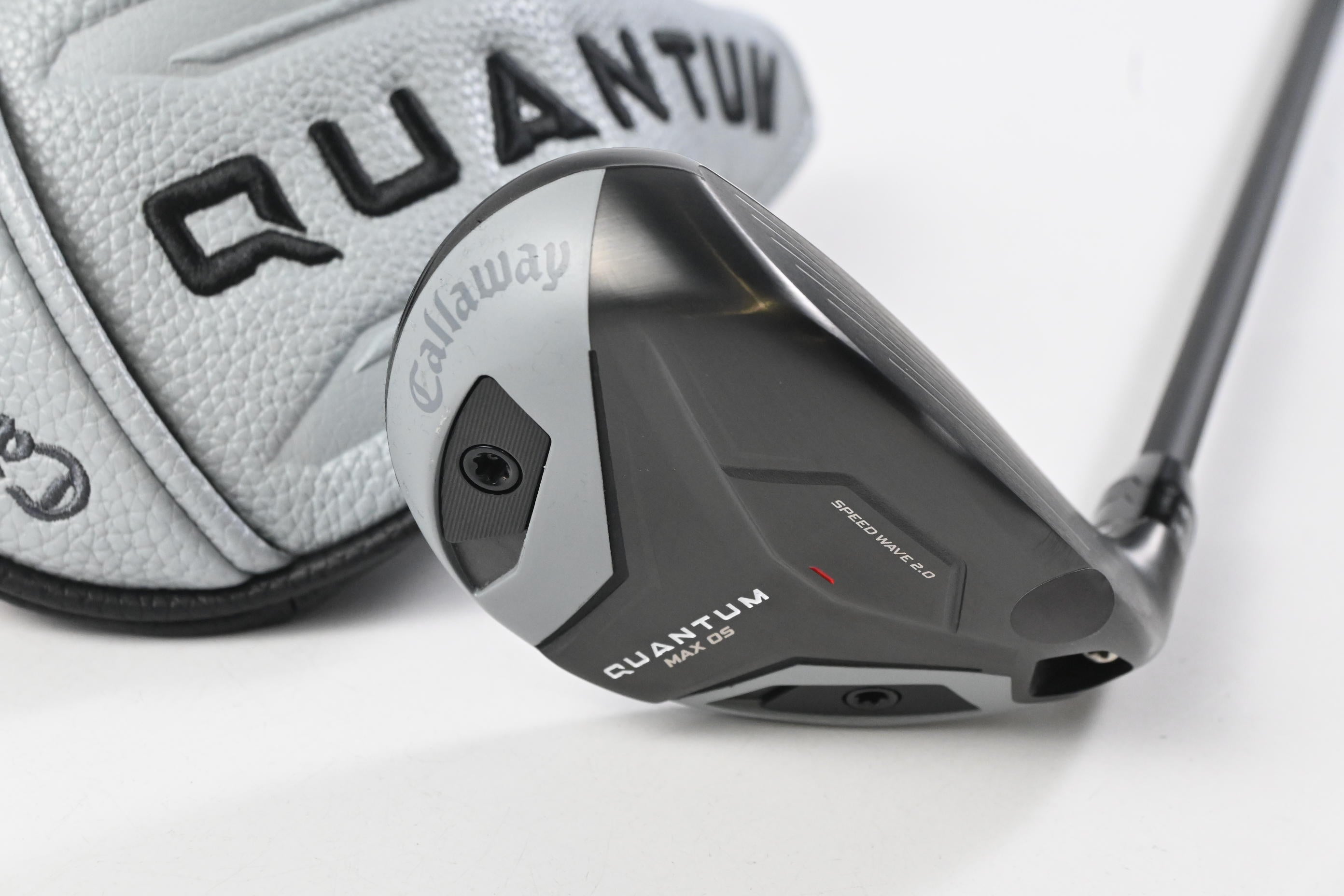 Callaway Quantum Max OS #4 Hybrid / 20 Degree / Senior Flex Vanquish 4