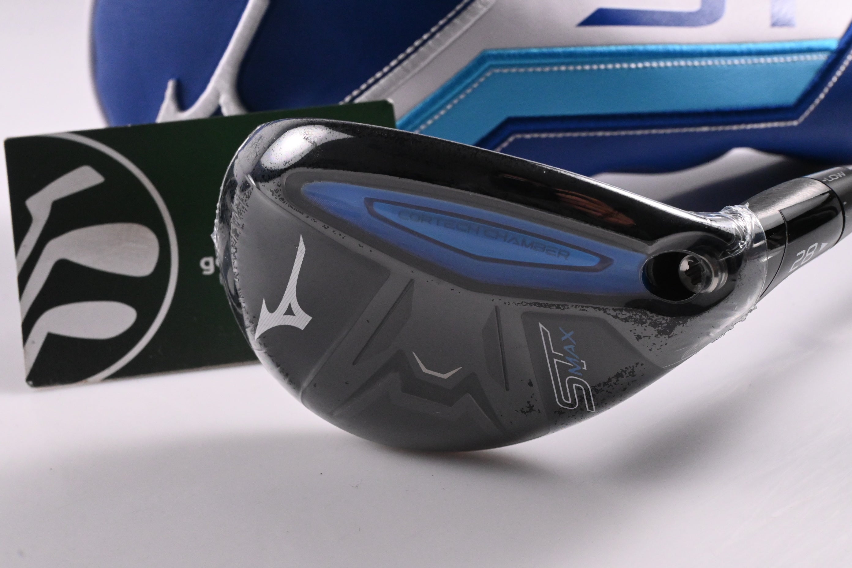 Ladies Mizuno ST-Max 230 #6 Hybrid / 28 Degree / Ladies Flex UST Helium Nanocore