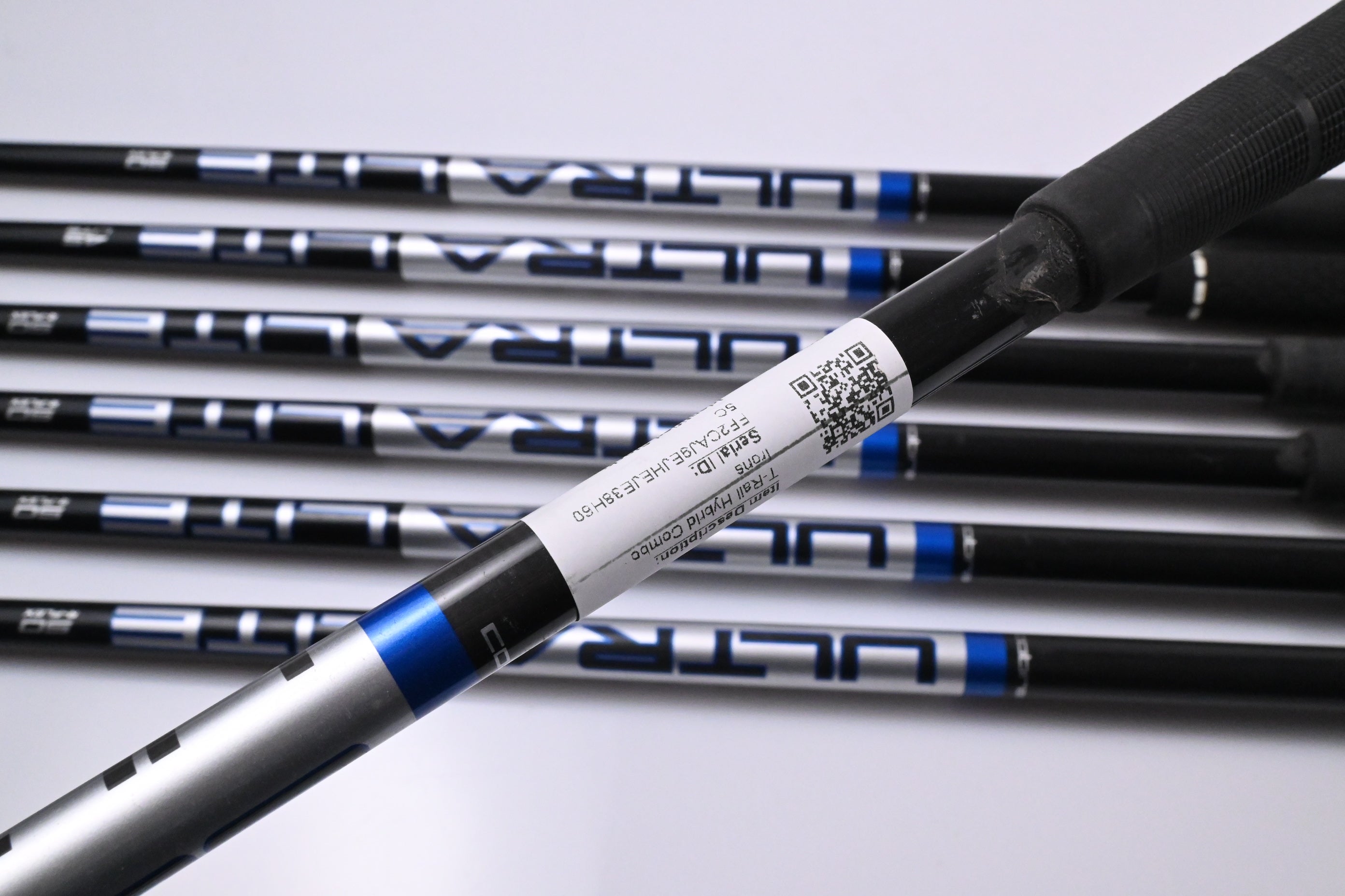 Cobra T-Rail Irons/ 6-PW+GW+SW / Regular Flex Cobra Ultralite 50 Shafts