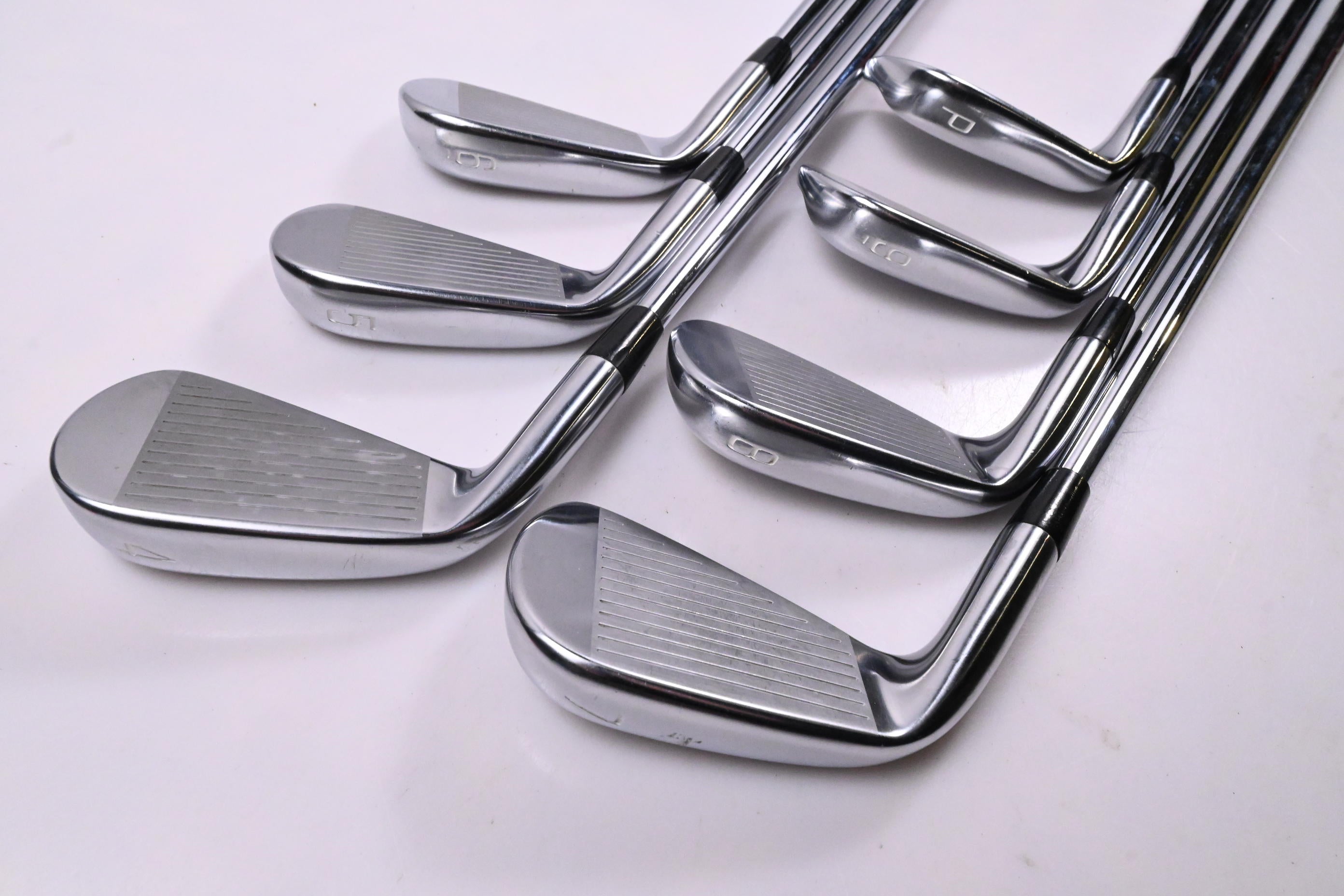 Mizuno Pro 245 Irons / 4-PW / Regular Flex Dynamic Gold 105 R300 Shafts