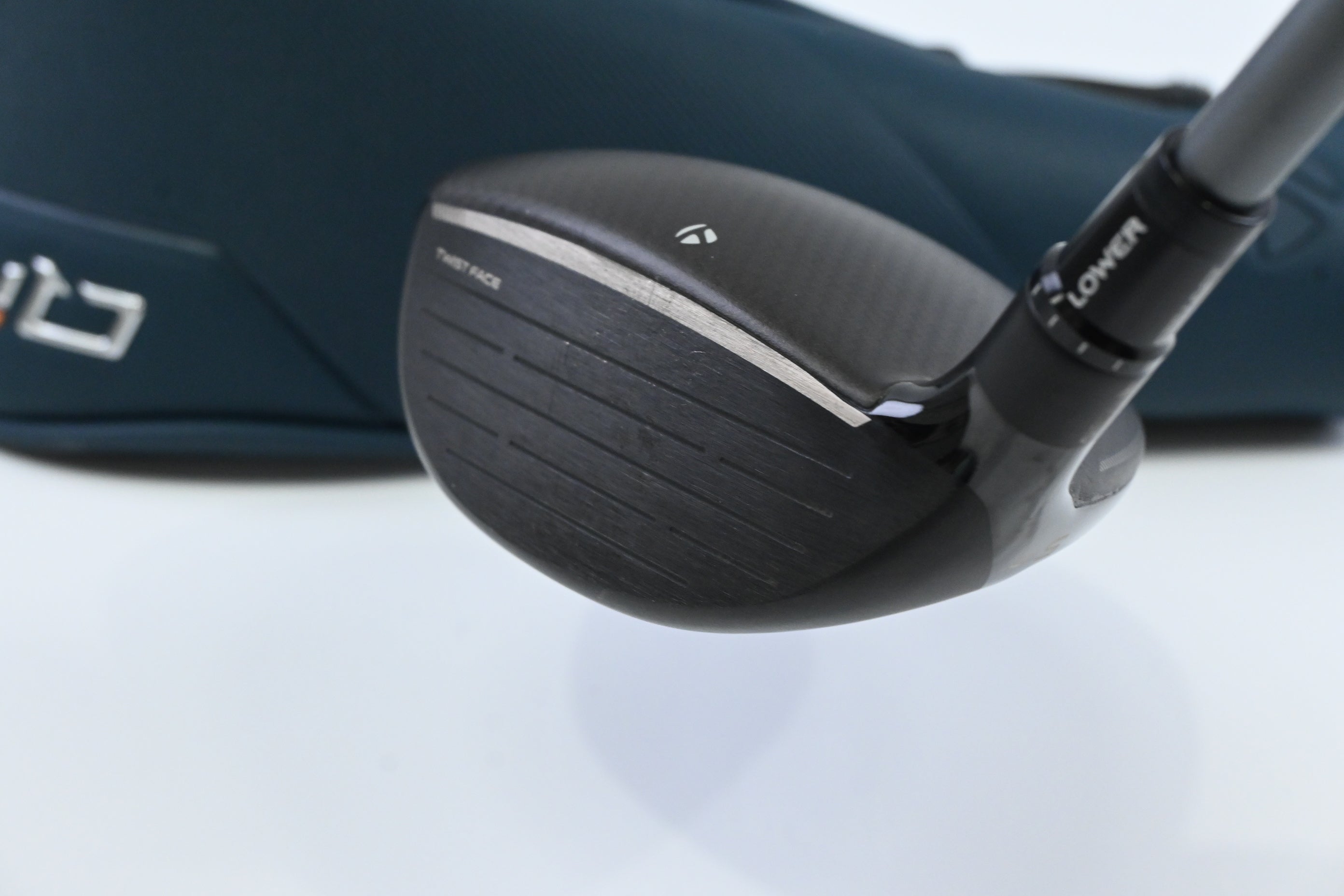 Taylormade Qi4D #5 Wood / 18 Degree / Regular Flex Denali Frost Silver 60 Shaft