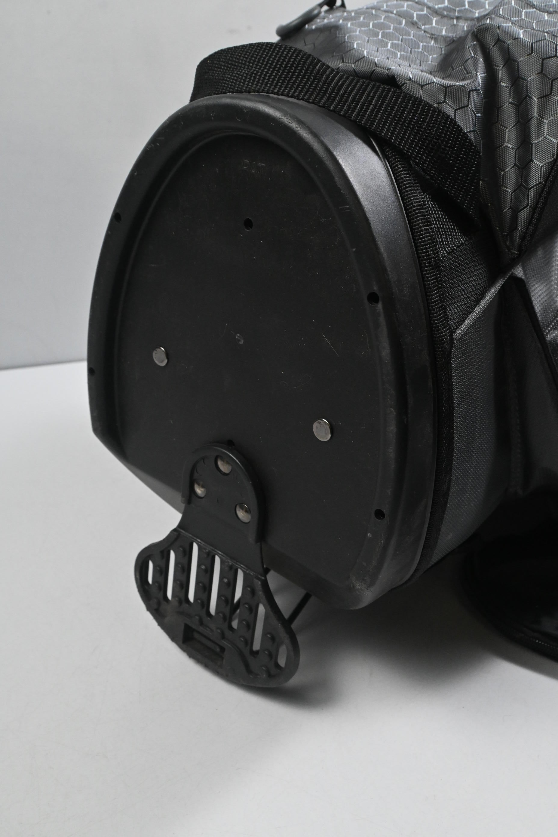 Taylormade Stand Bag / 7-Way Divider / Black & Grey