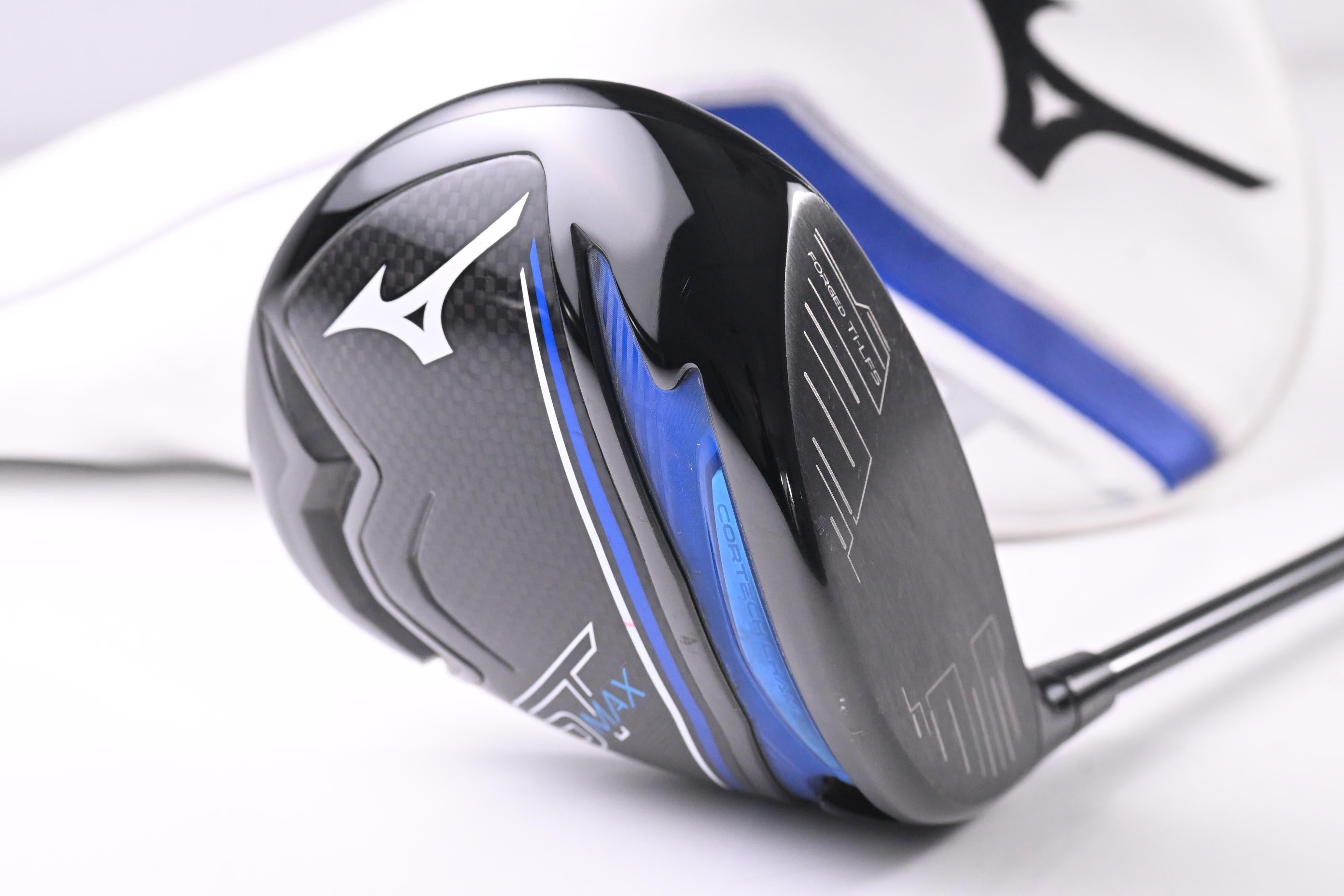 Mizuno ST-Max 230 Driver / 10.5 Degree / X-Flex Aldila Rogue Orange 70 Shaft