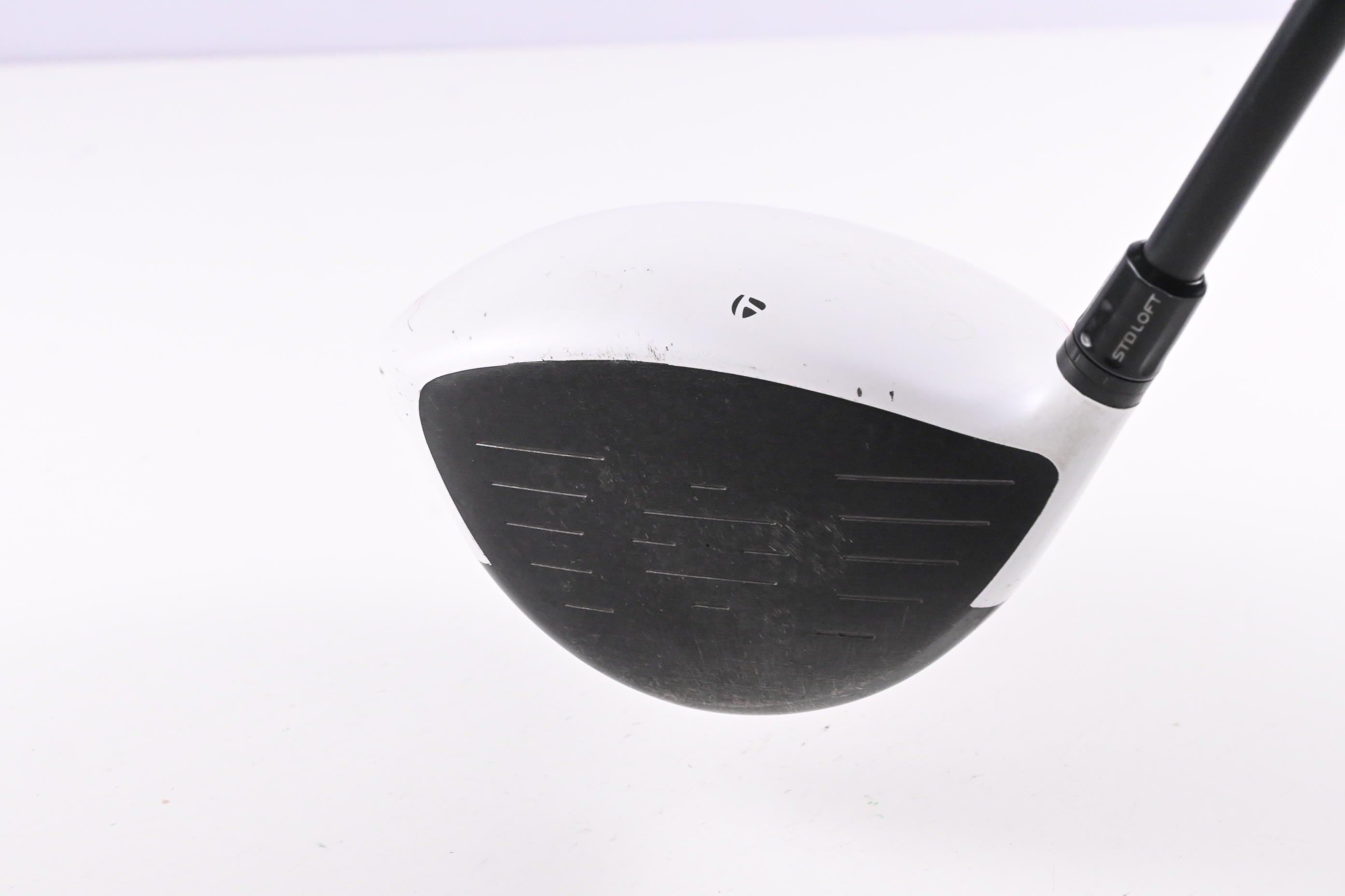 Taylormade R11 Driver / 10.5 Degree / Stiff Flex Fujikura Blur 60 Shaft