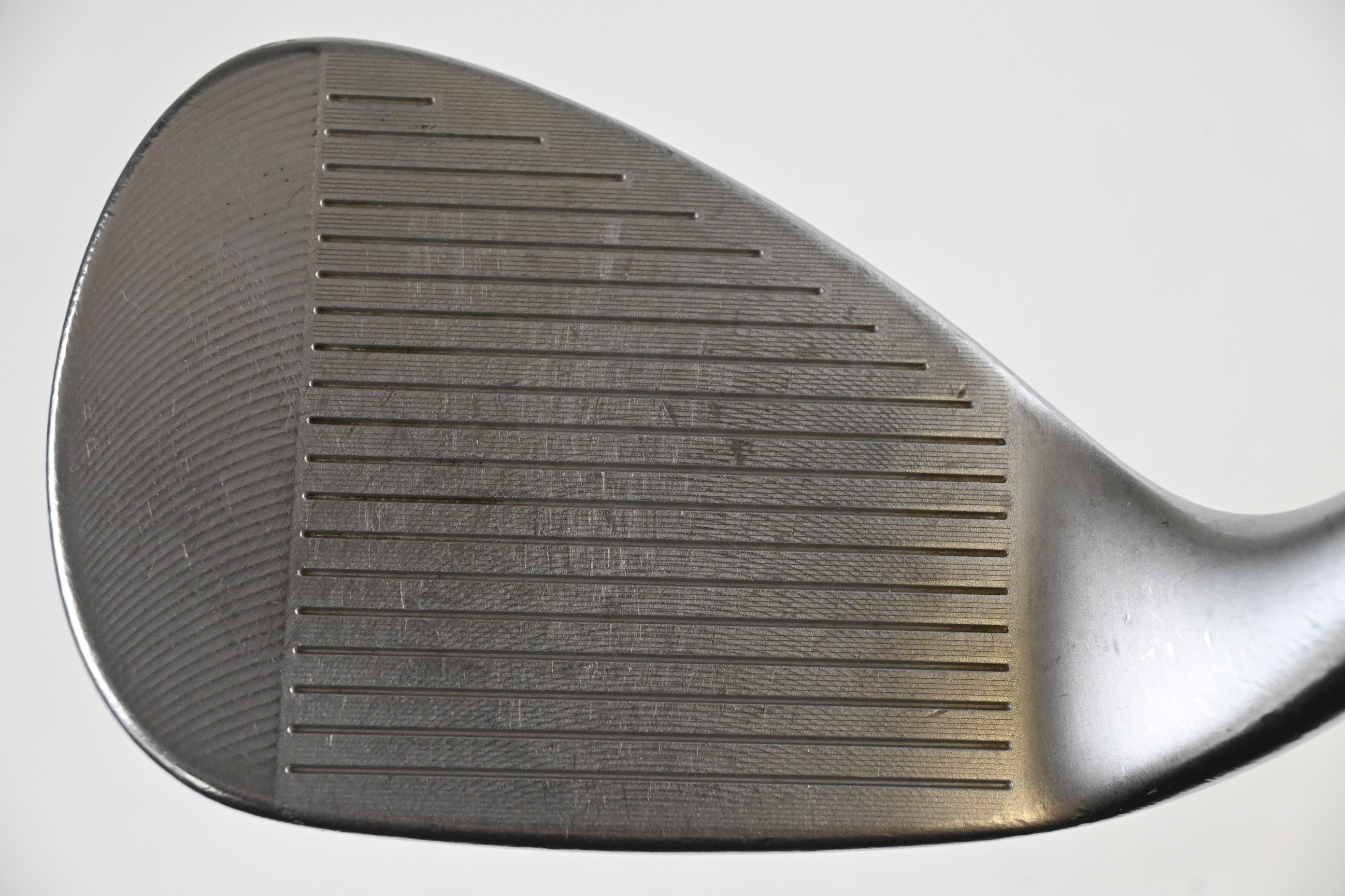 Cleveland CBX Zipcore Gap Wedge / 52 Degree / Wedge Flex Dynamic Gold Spinner