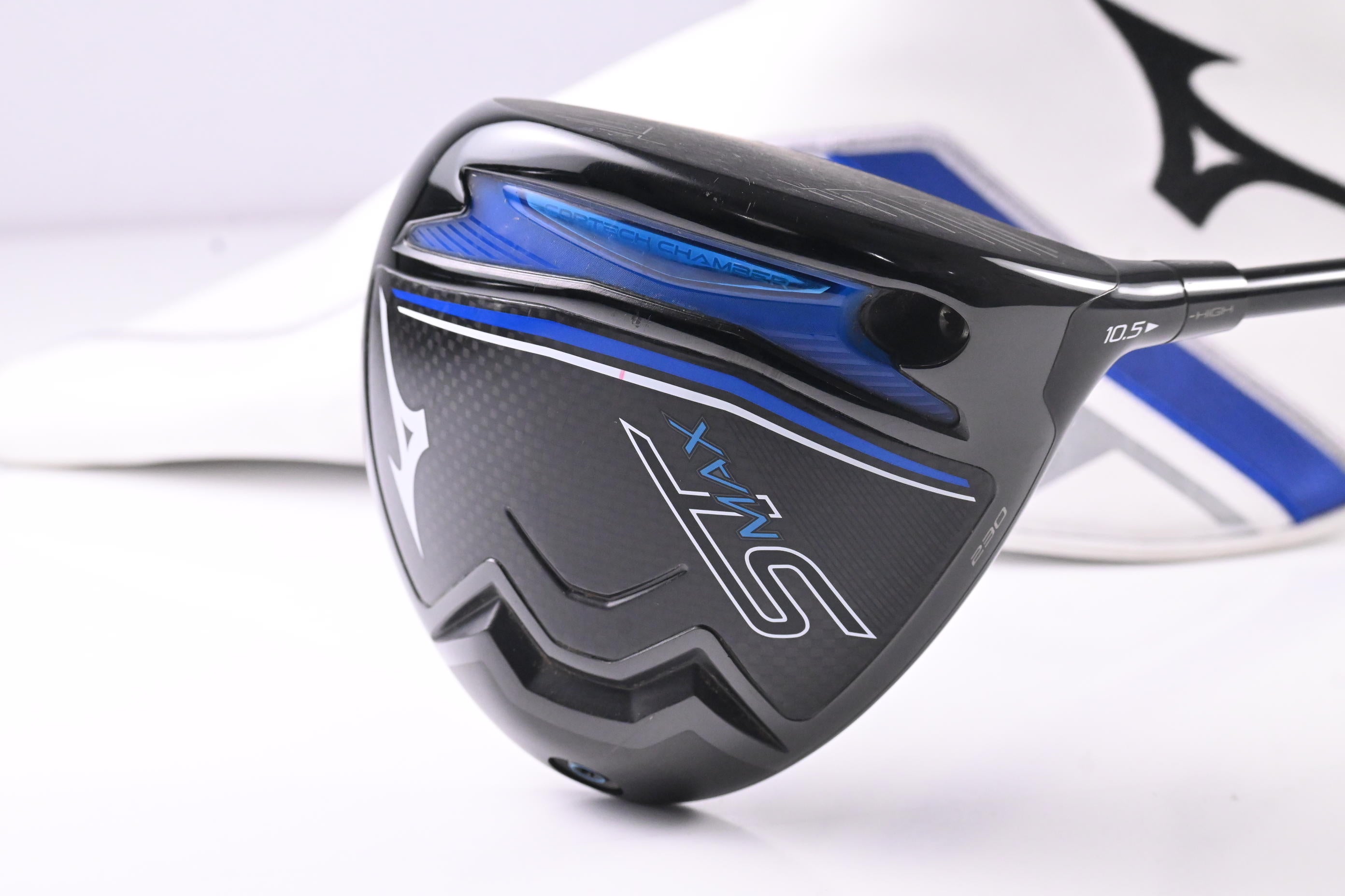 Mizuno ST-Max 230 Driver / 10.5 Degree / X-Flex Aldila Rogue Orange 70 Shaft