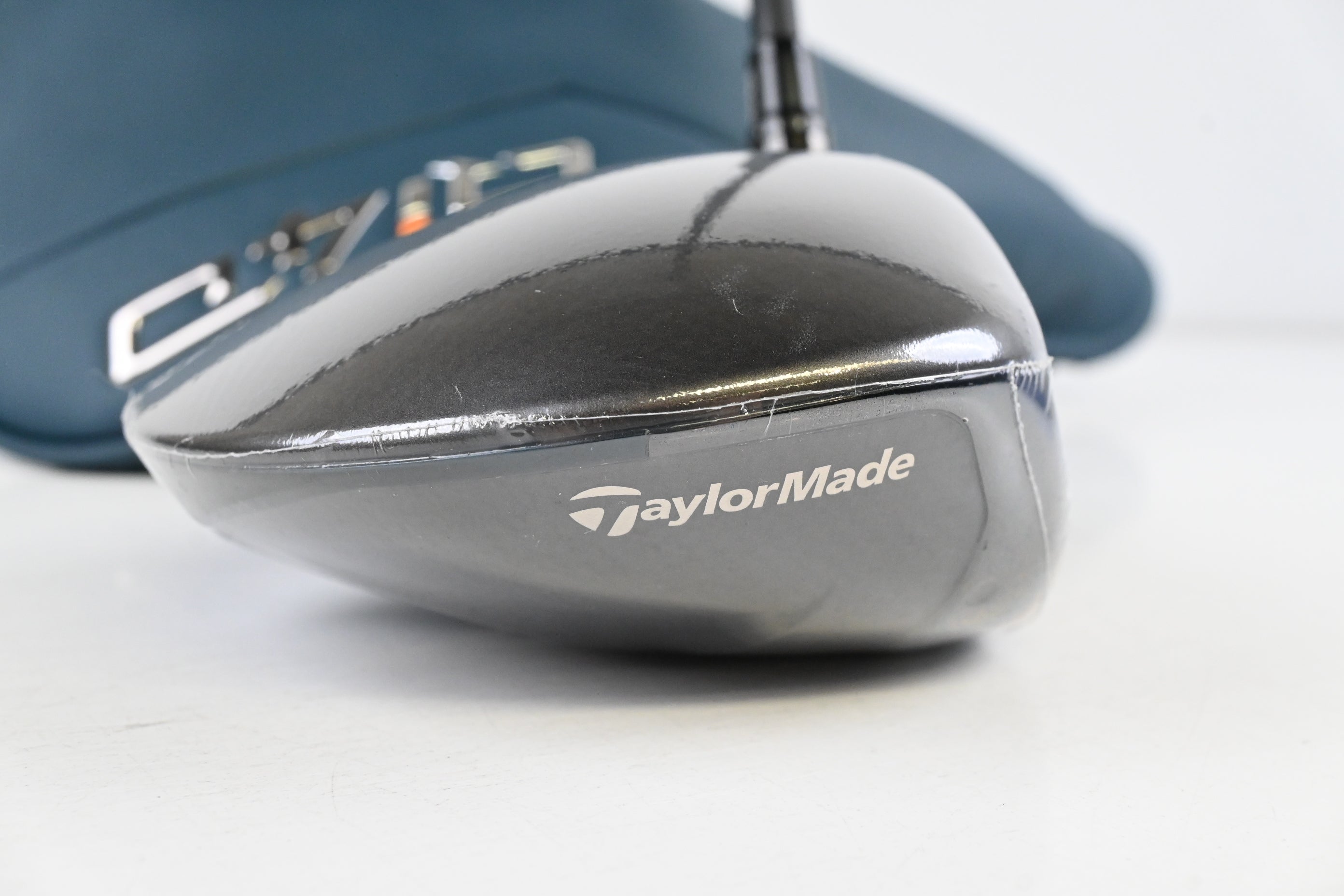 Taylormade Qi4D LS Driver / 10.5 Degree / Stiff Flex Reax Blue 60 Shaft