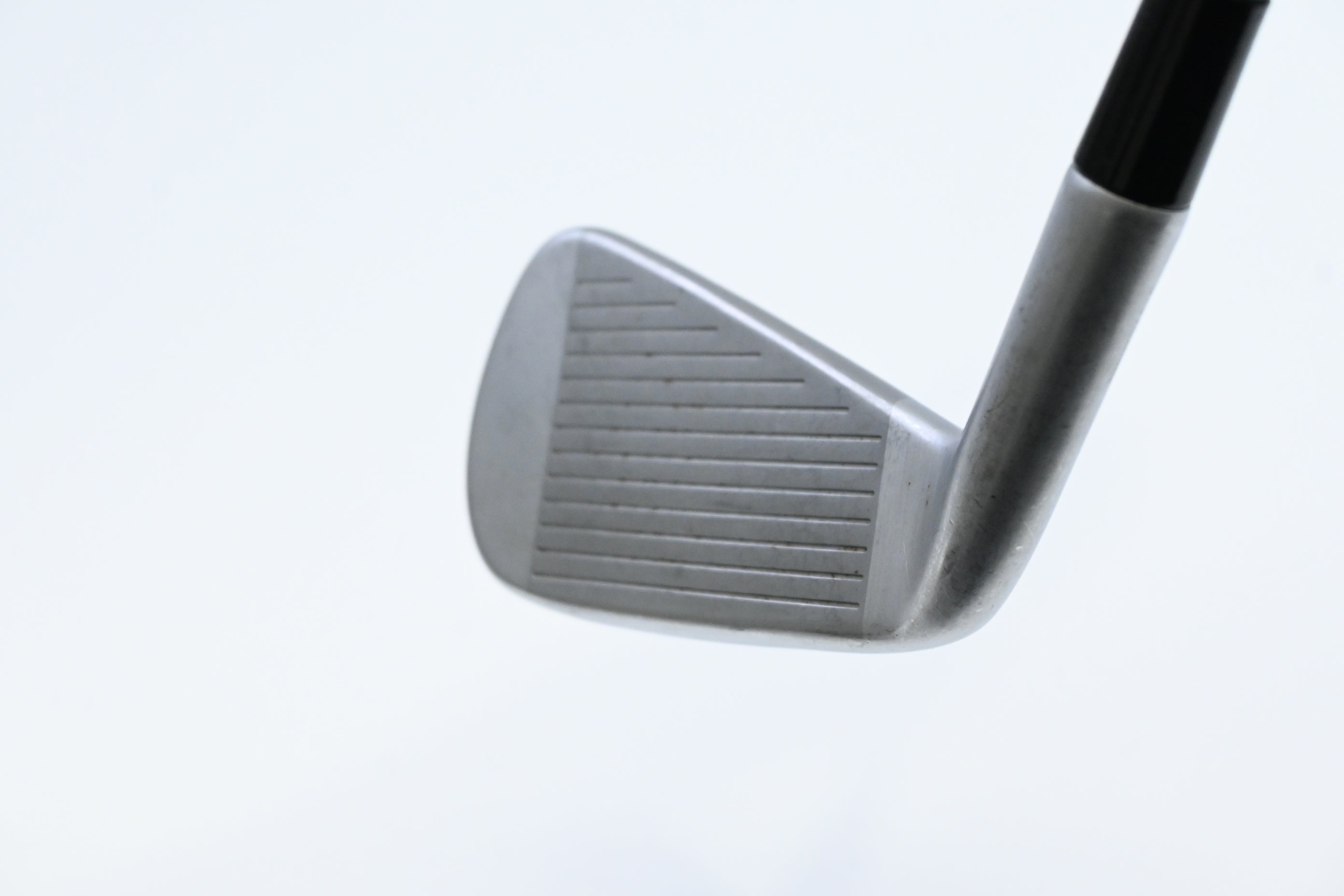 Taylormade P790 2023 #4 Iron / 21 Degree / Regular Flex Fujikura Ventus Red 6