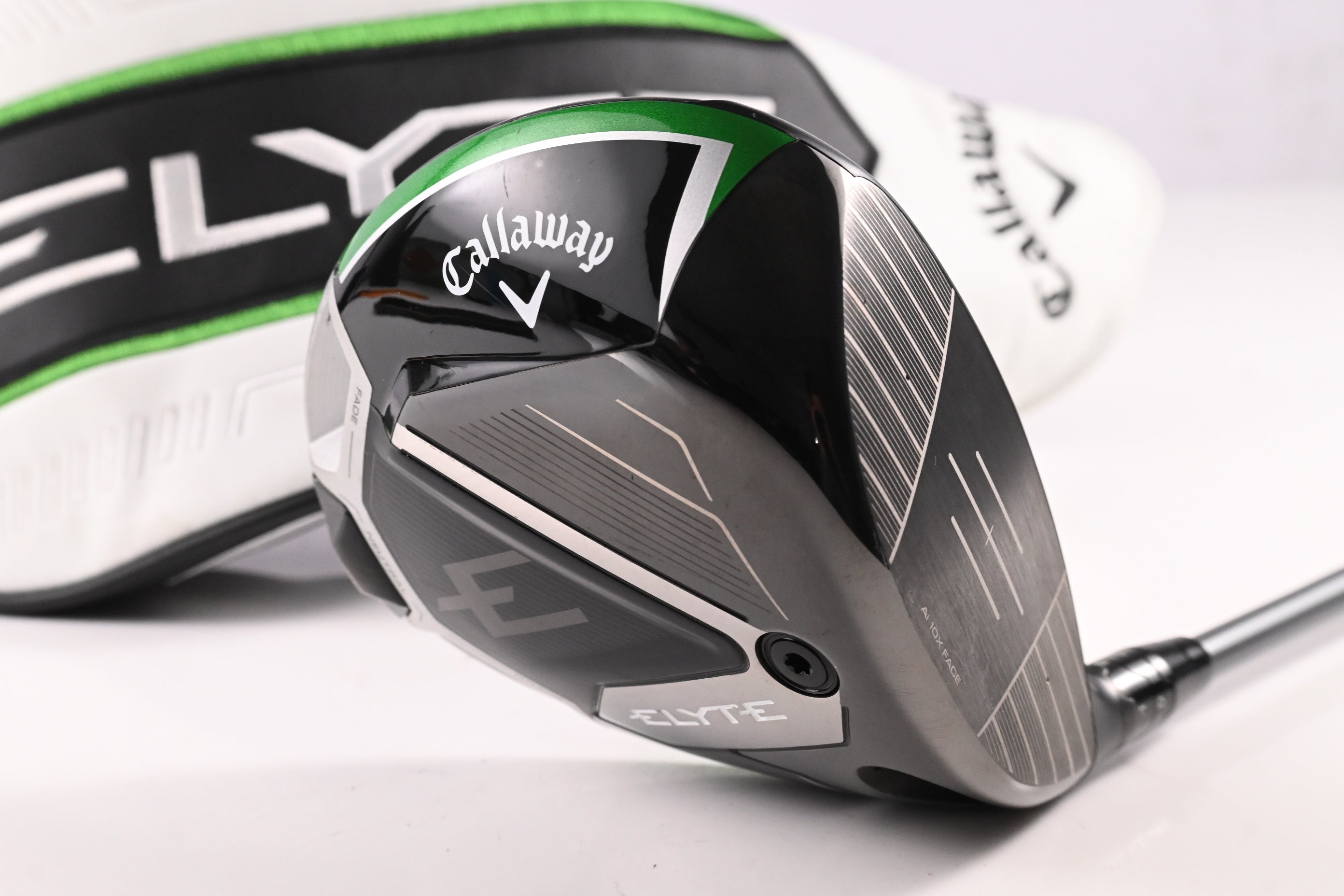 Callaway Elyte Driver / 10.5 Degree / Regular Flex Denali Charcoal 50 Shaft