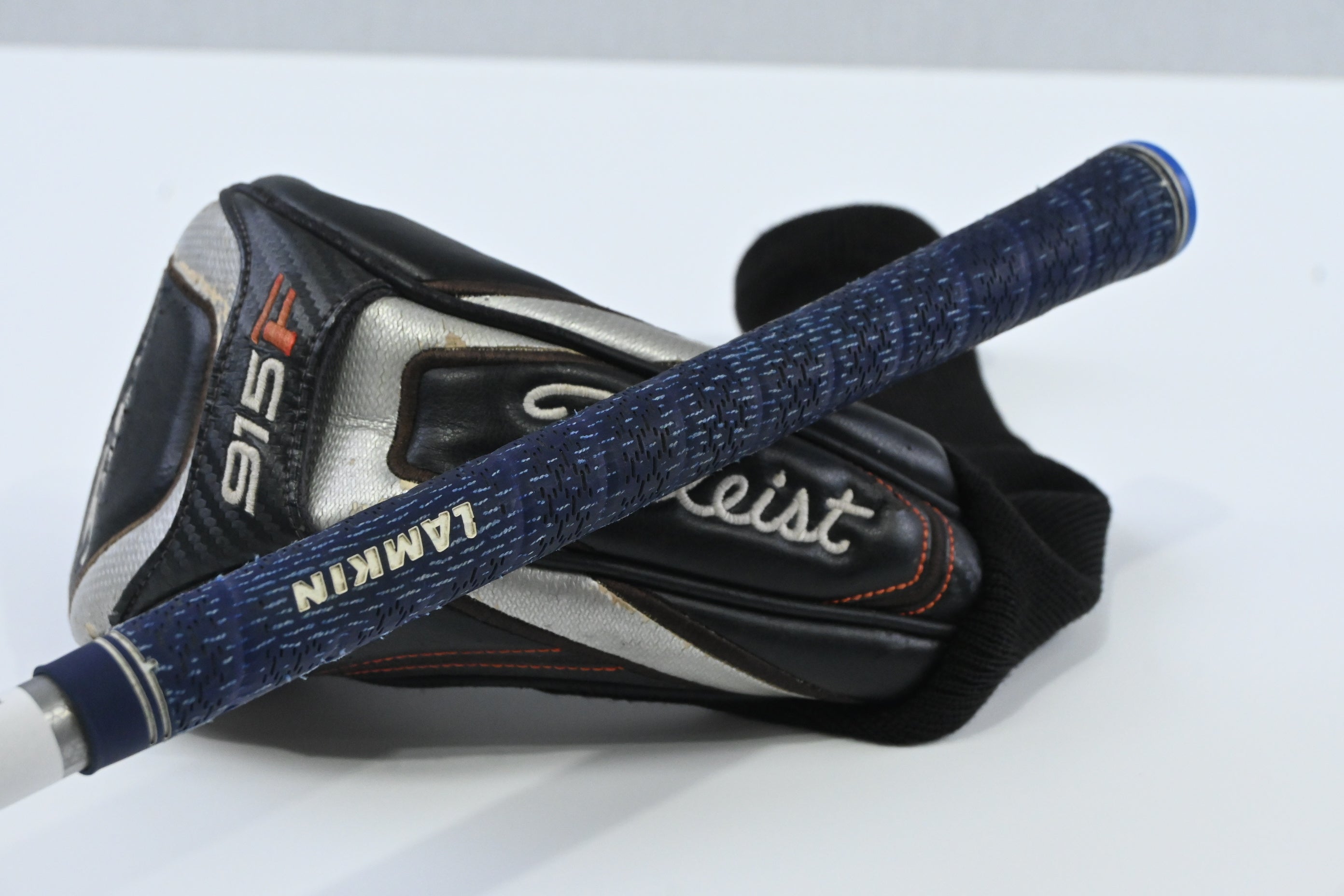 Titleist 915 F #3 Wood / 15 Degree / Regular Flex Diamana M+ 60 Shaft