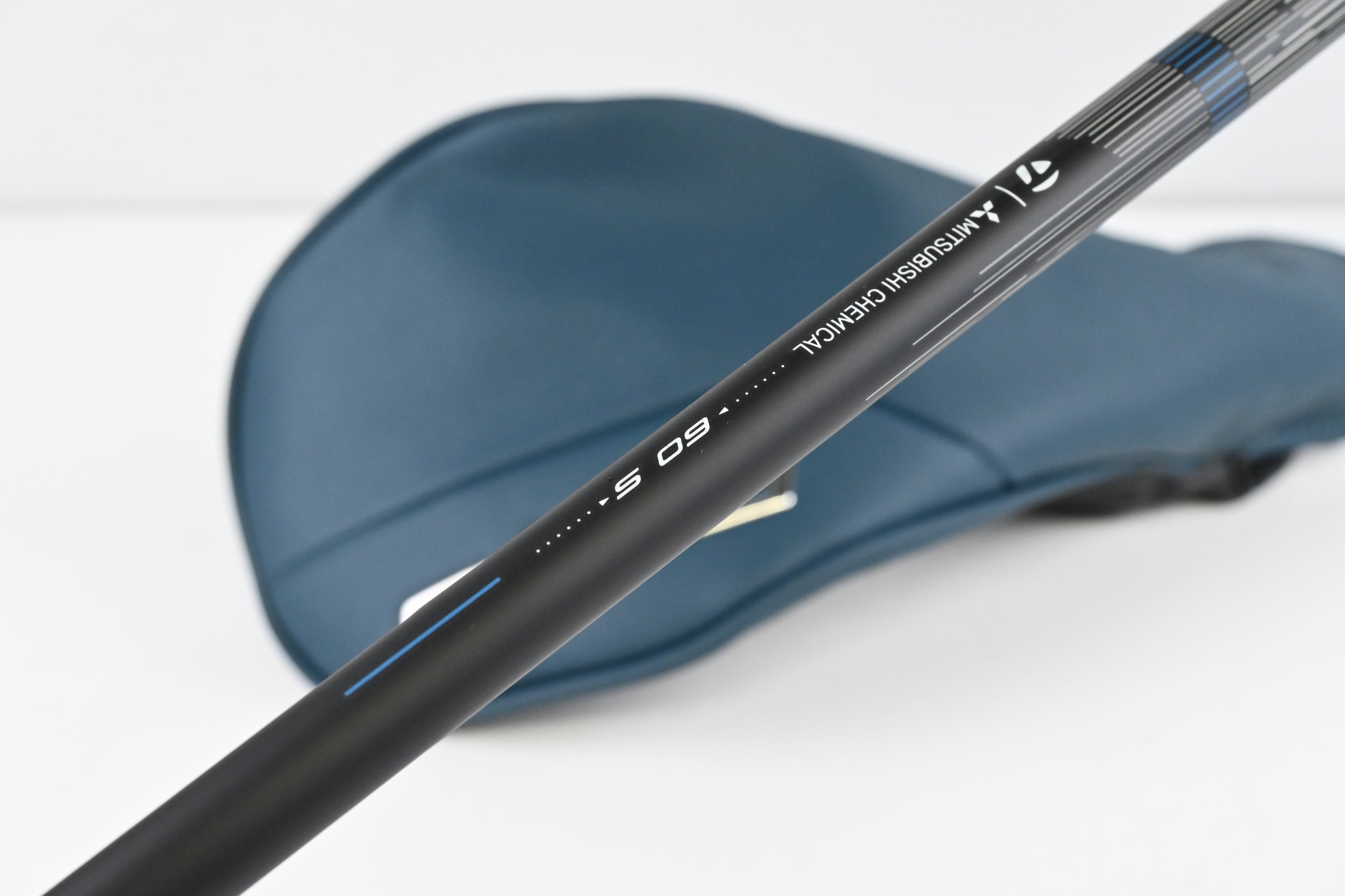 Taylormade Qi4D LS Driver / 10.5 Degree / Stiff Flex Reax Blue 60 Shaft
