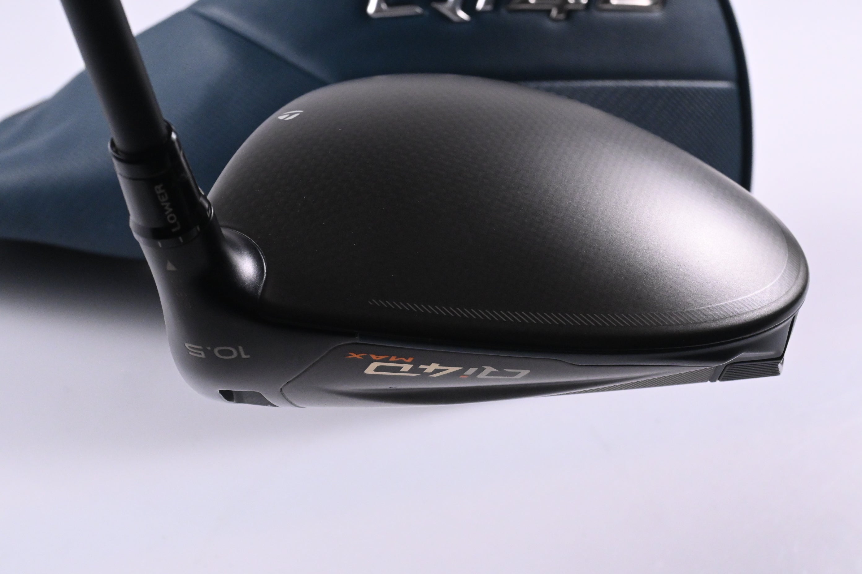 Taylormade Qi4D Max Driver / 10.5 Degree / Regular Flex REAX Blue 50 Shaft