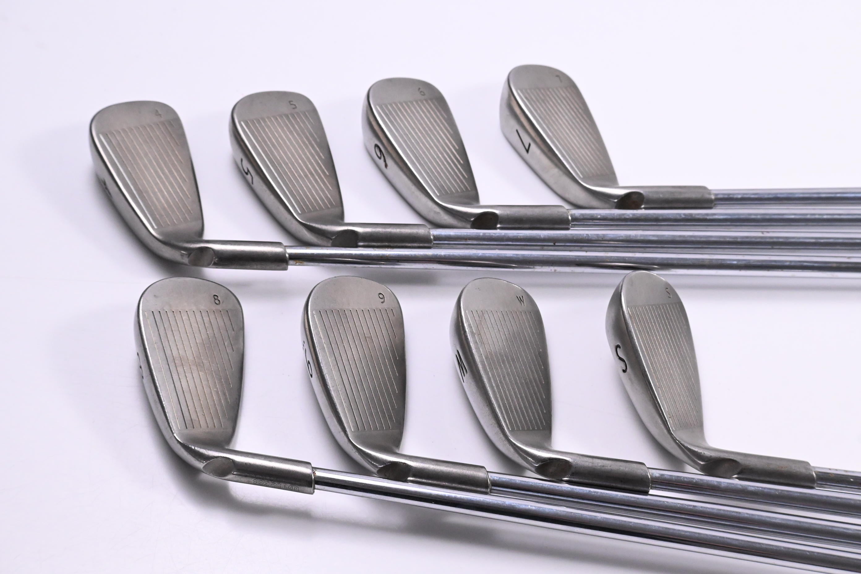 Ping G15 Irons / 4-PW+SW / Black Dot / Regular Flex Ping AWT Shafts