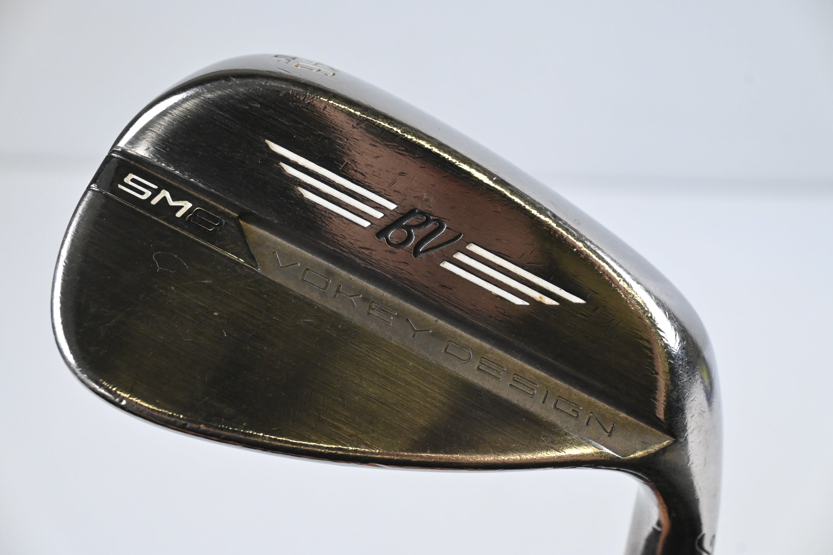 Titleist Vokey SM8 Pitching Wedge / 46 Degree / Stiff Flex Dynamic Gold S300 105