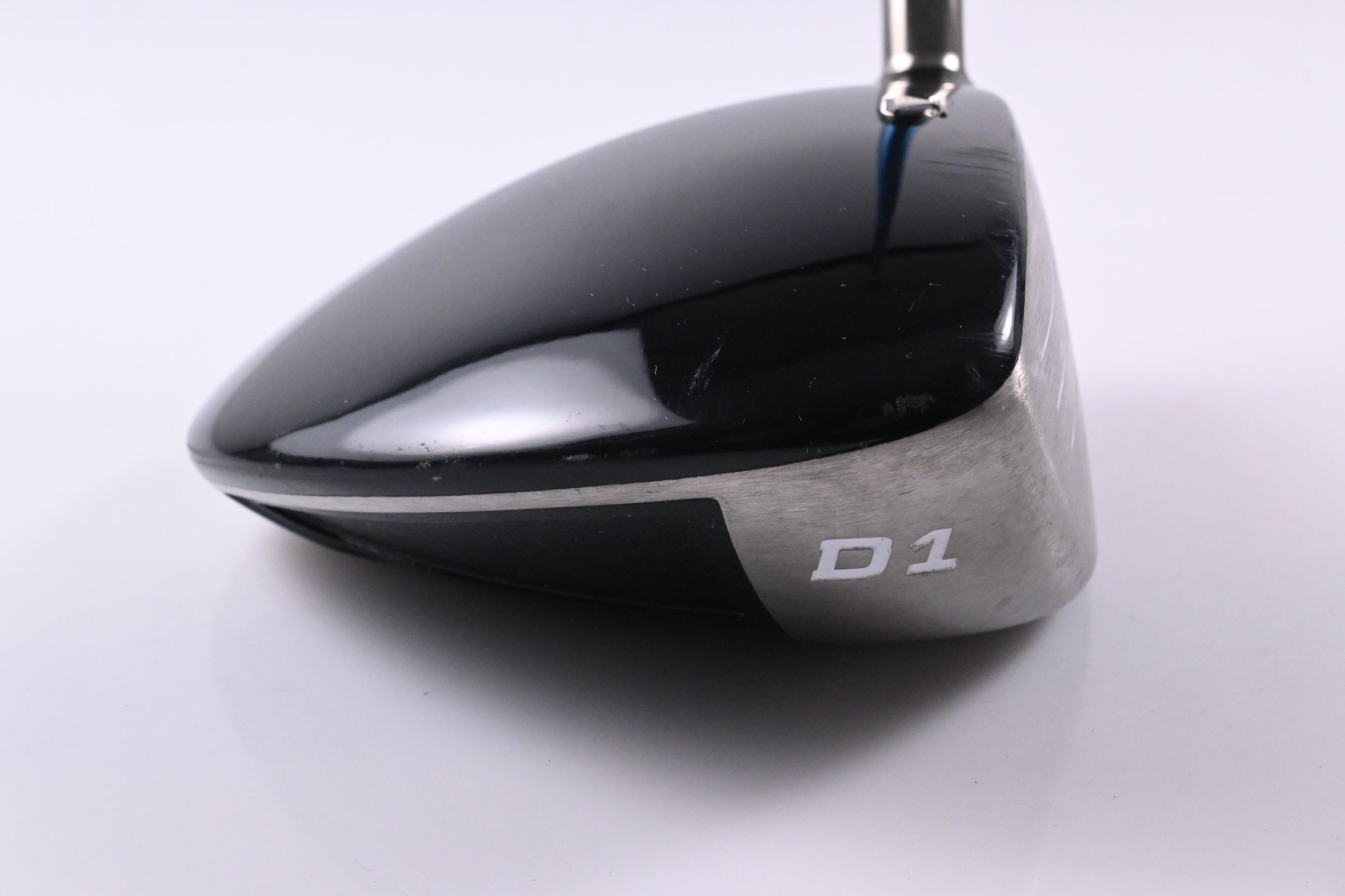 Titleist 907 D1 Driver / 9.5 Degree / Stiff Flex Aldila VS Blue Proto 65 Shaft