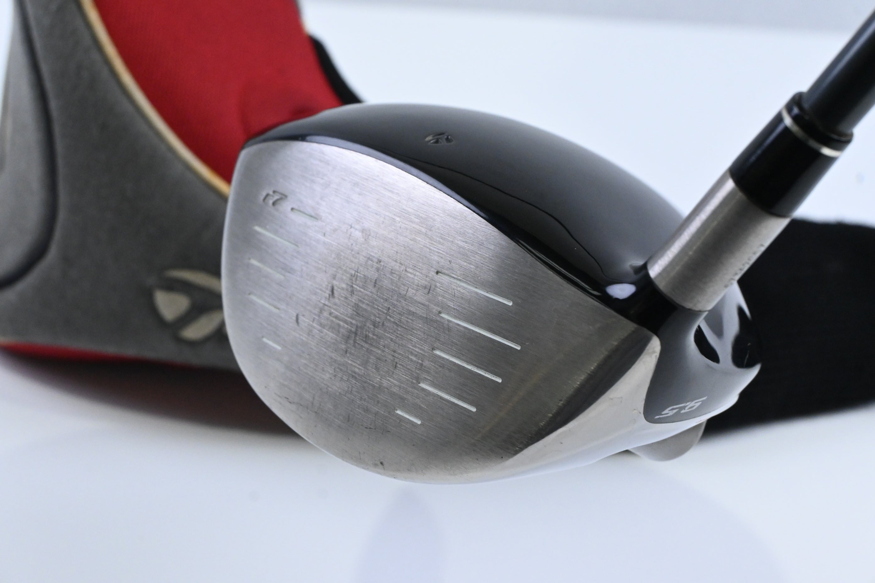 Taylormade R7 460 Driver / 9.5 Degree / Stiff Flex Fujikura Reax 60 Shaft