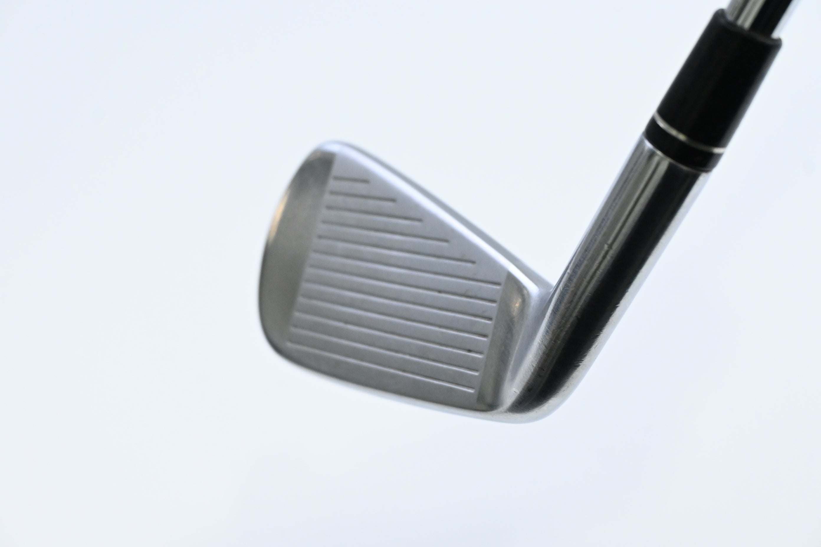 Taylormade P790 UDI 2017 #2 Iron / 17 Degree / Stiff Flex Dynamic Gold 120 S300