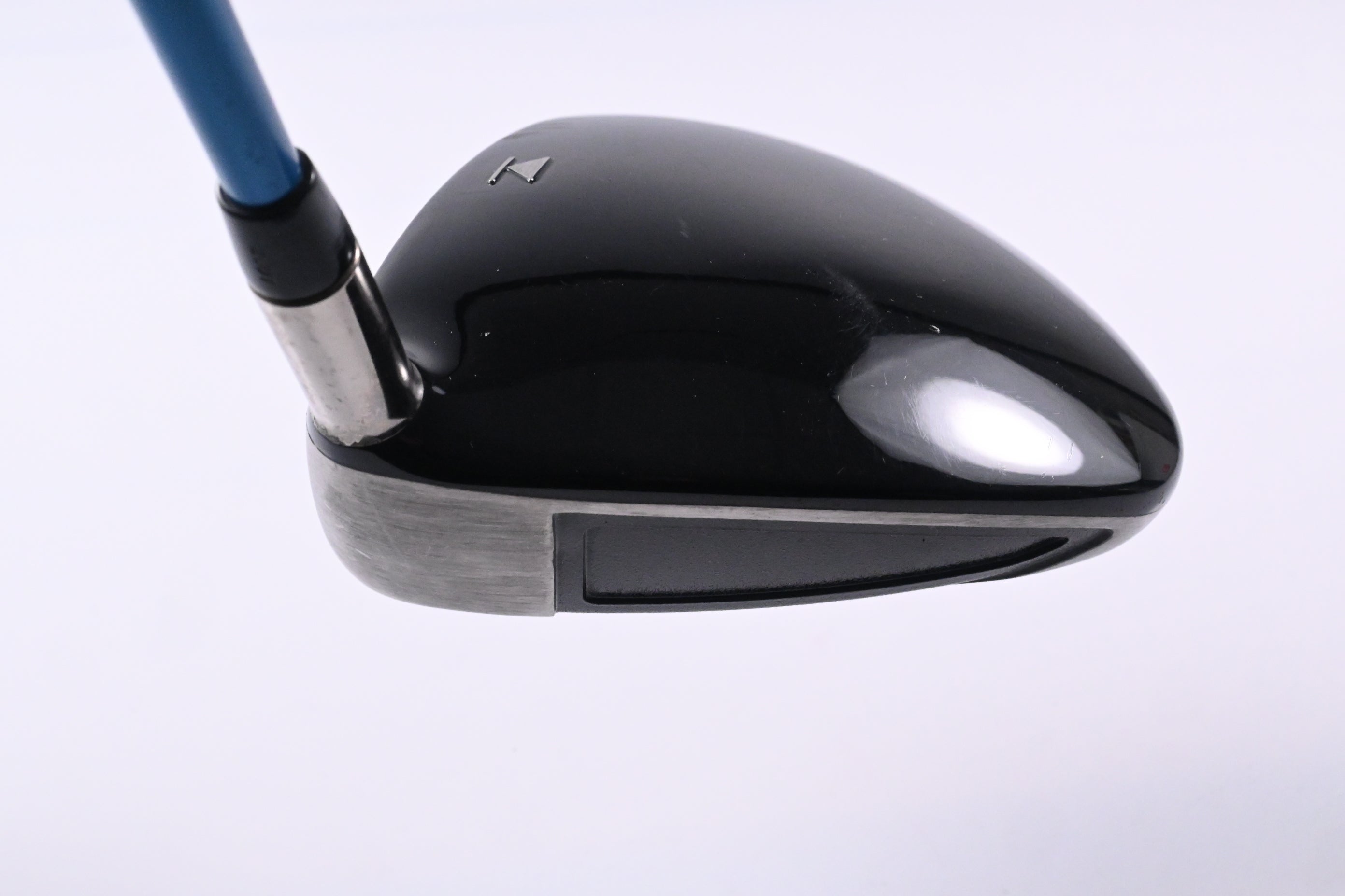 Titleist 907 D1 Driver / 9.5 Degree / Stiff Flex Aldila VS Blue Proto 65 Shaft