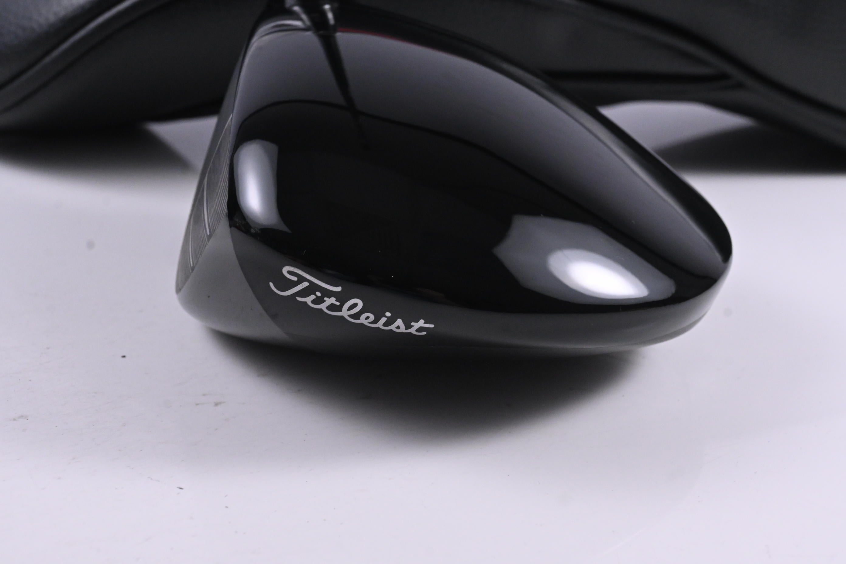 Left Hand Titleist GT2 Driver / 11 Degree / Regular Flex Tensei 1K Blue 55 Shaft