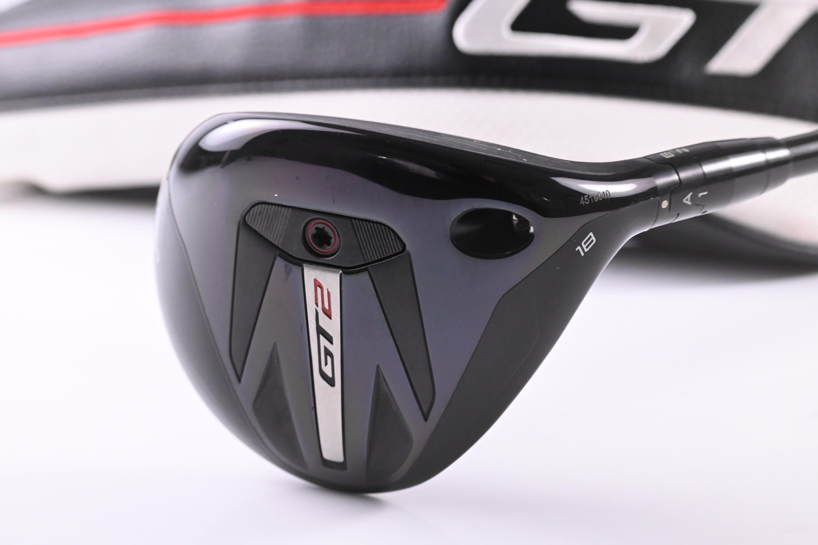 Titleist GT2 #5 Wood / 18 Degree / Stiff Flex Graphite Design Tour AD VF-7 Shaft