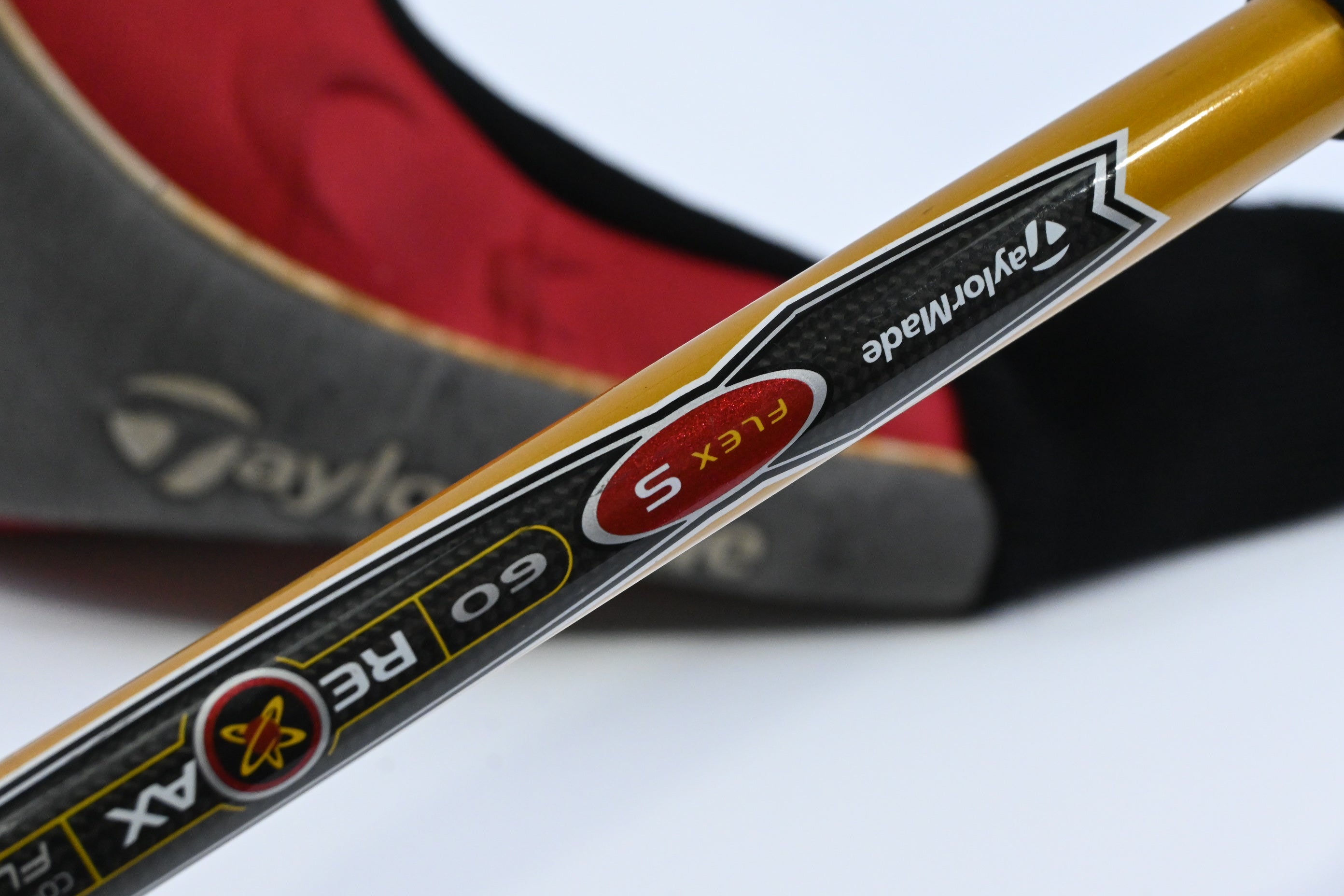 Taylormade R7 460 Driver / 9.5 Degree / Stiff Flex Fujikura Reax 60 Shaft