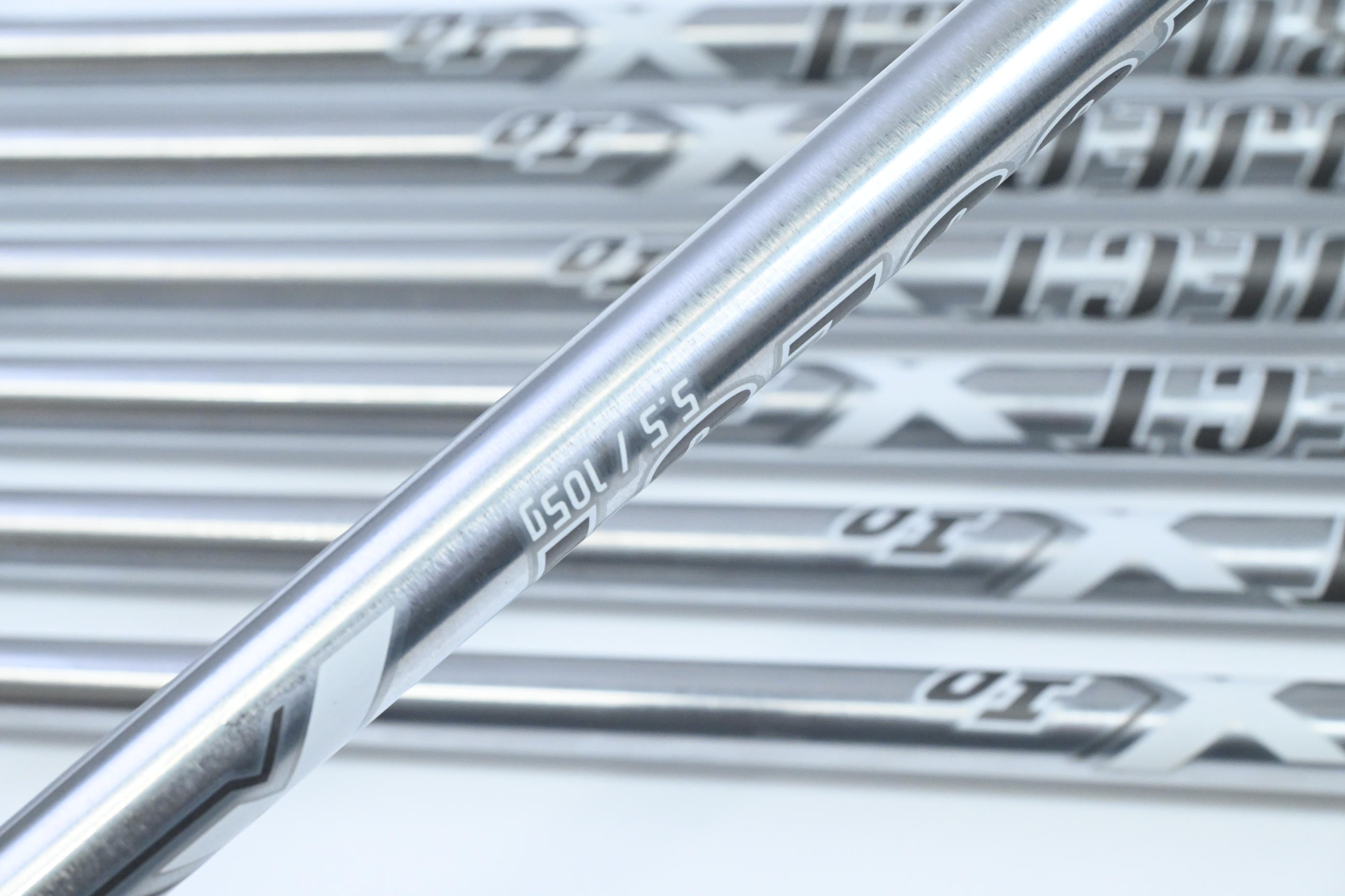 Mizuno Pro 223 Irons / 4-PW / Regular Plus Flex Project X I0 105 Shafts