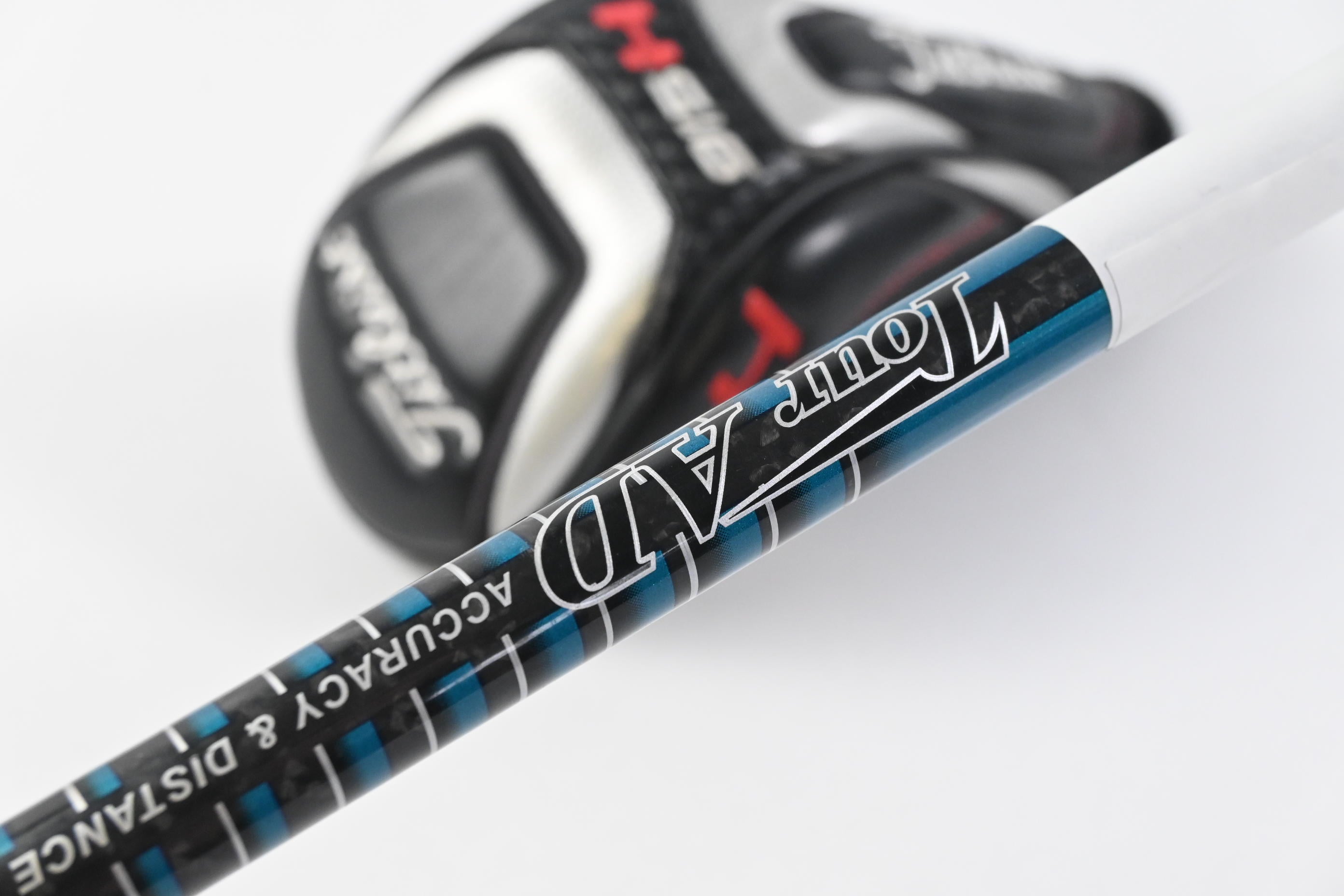 Titleist 910H #3 Hybrid / 19 Degree / Stiff Flex Tour AD YSQ 85 Shaft