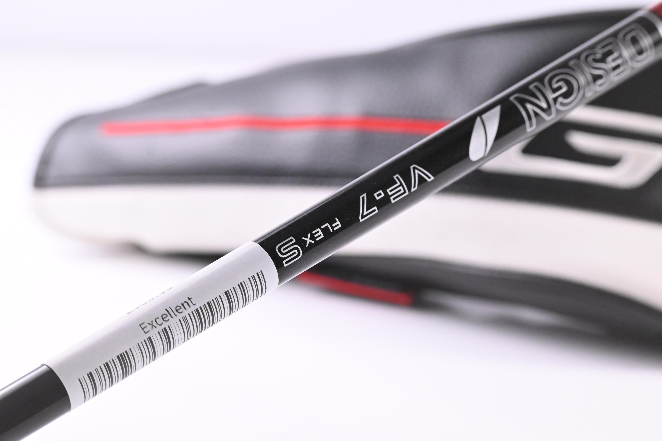 Titleist GT2 #5 Wood / 18 Degree / Stiff Flex Graphite Design Tour AD VF-7 Shaft