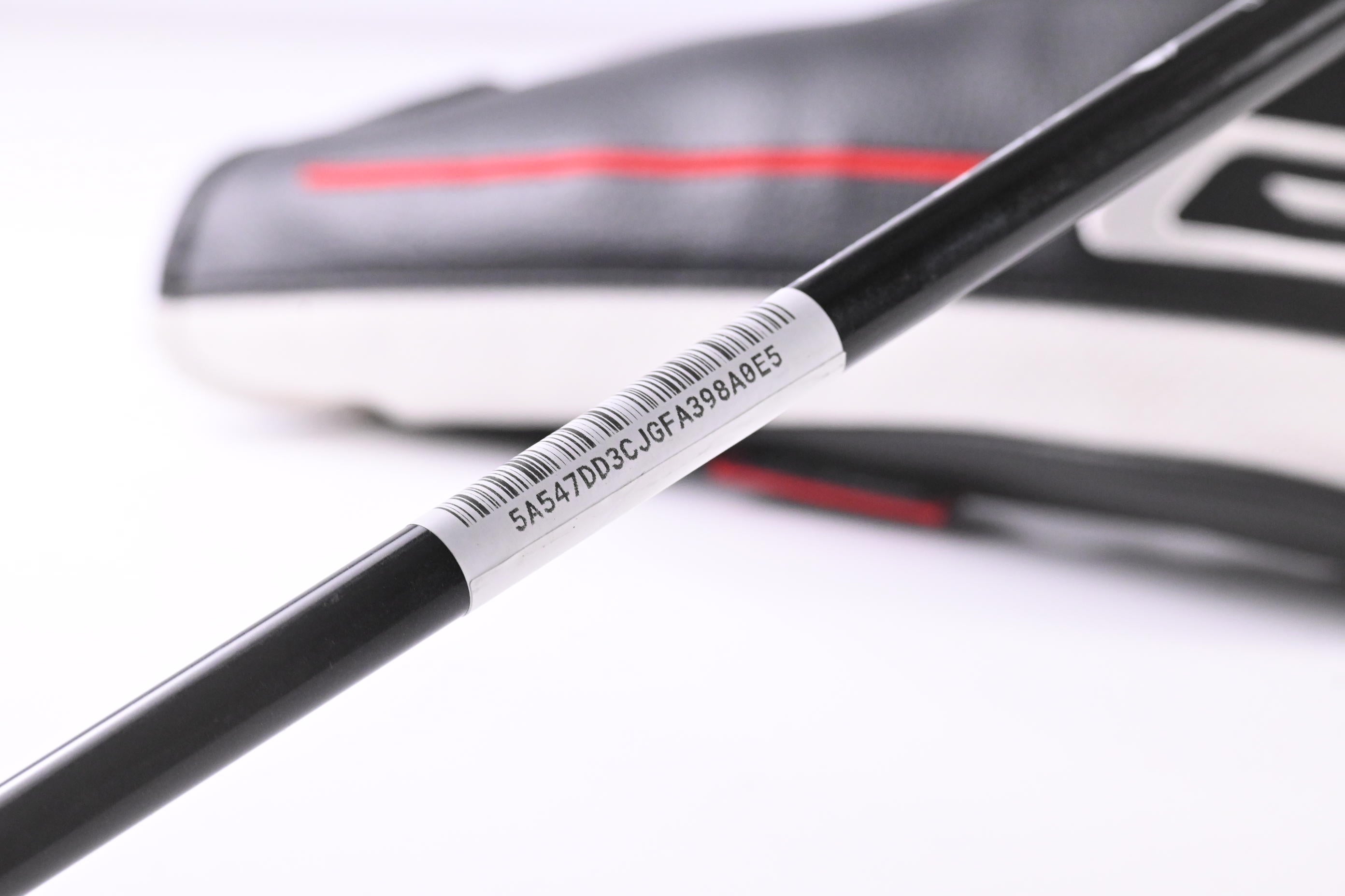 Titleist GT2 #5 Wood / 18 Degree / Stiff Flex Graphite Design Tour AD VF-7 Shaft