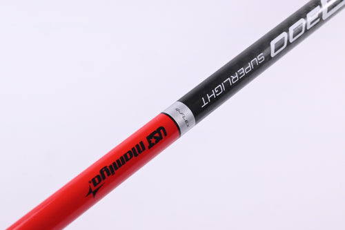 Wilson D300 #4 Hybrid / 22 Degree / Regular Flex UST D300 Superlight Shaft
