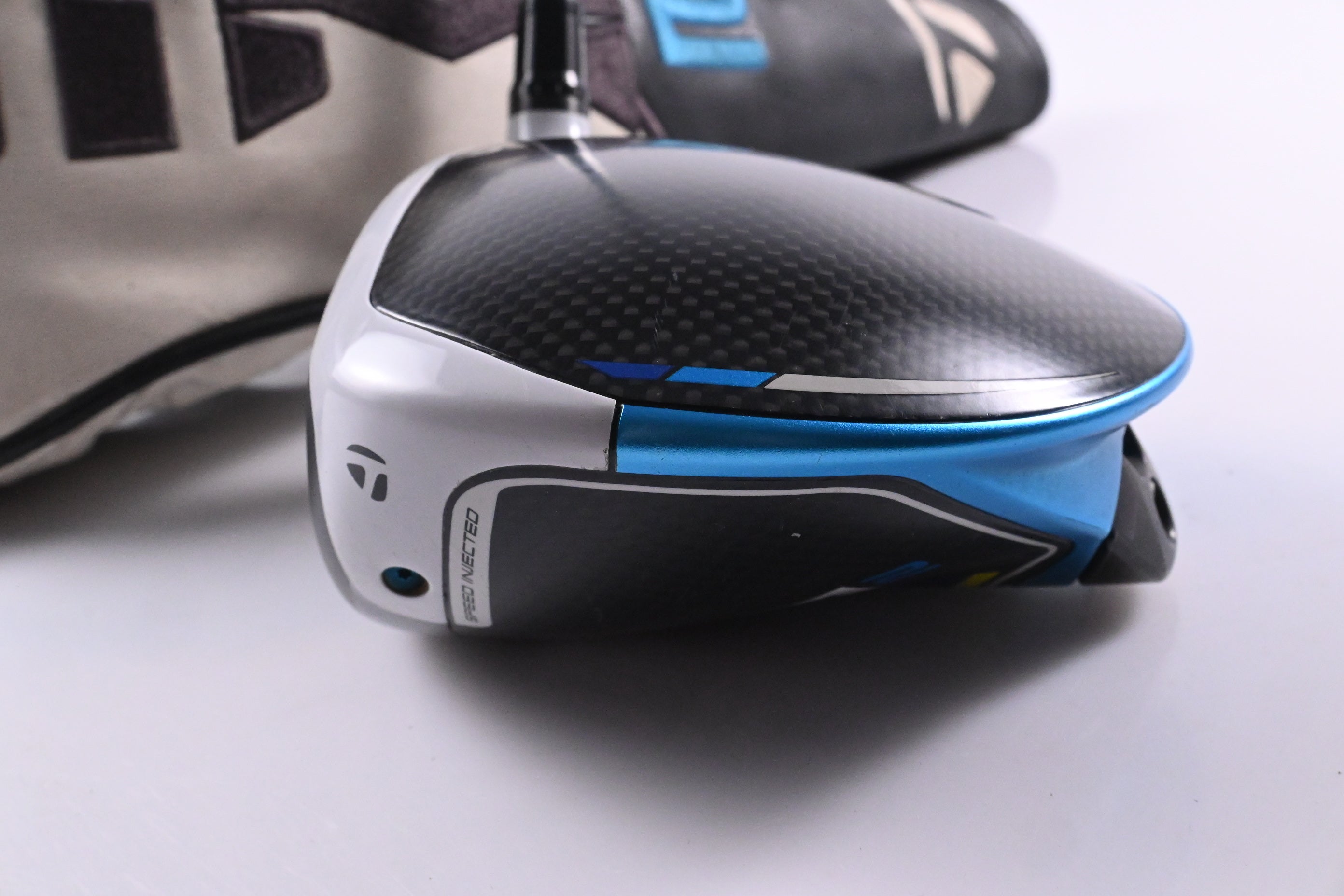 Left Hand Taylormade SIM2 Max Driver / 9 Degree / Stiff Flex Kuro Kage Silver 60
