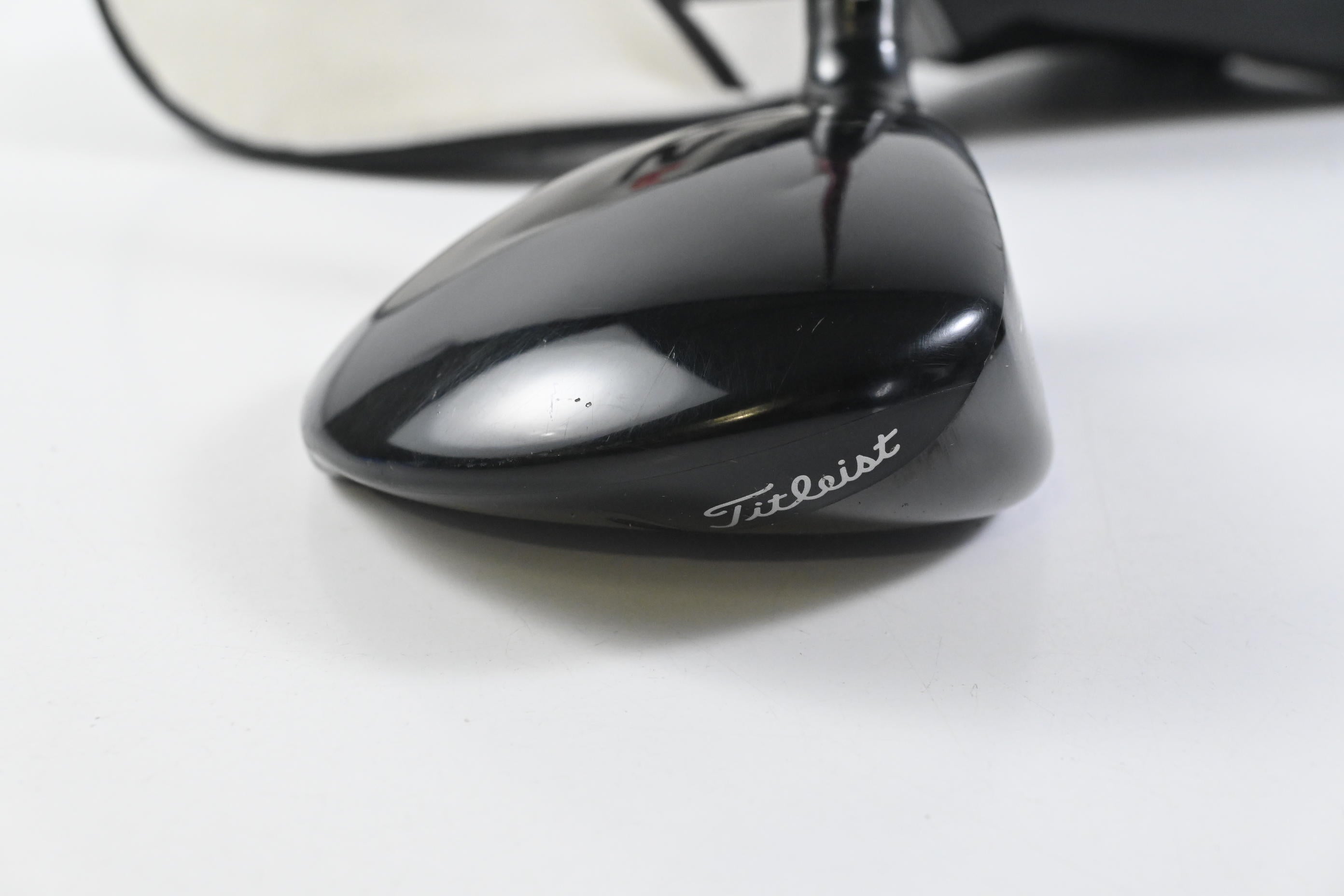 Titleist TSR2 #3 Wood / 15 Degree / Regular Flex Denali Red 60 Shaft