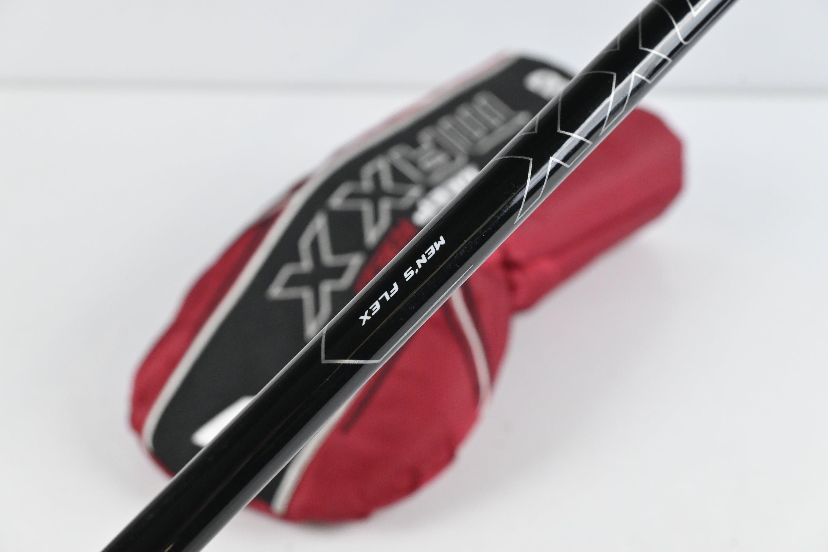 Wilson Deep Red Maxx Driver / 10.5 Degree / Senior Flex Deep Red Maxx Shaft