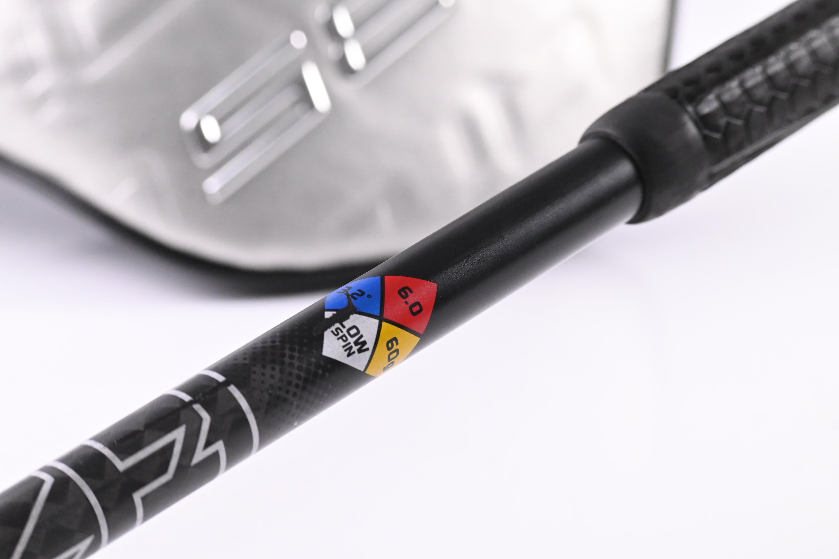 Taylormade Qi35 Driver / 10.5 Degree / Stiff Flex Project X HZRDUS Black 60