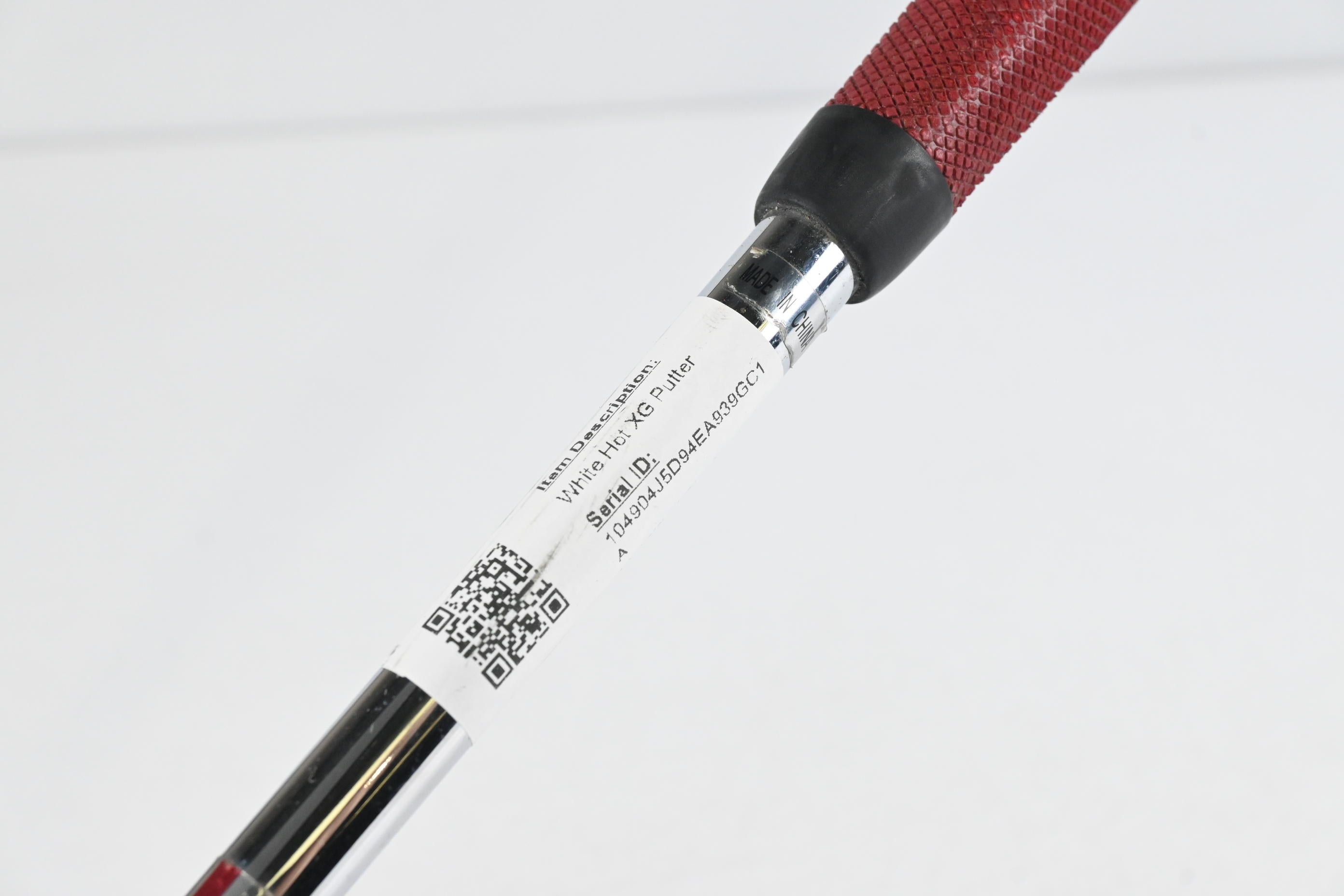 Odyssey White Hot XG Sabertooth Putter / 35 Inch