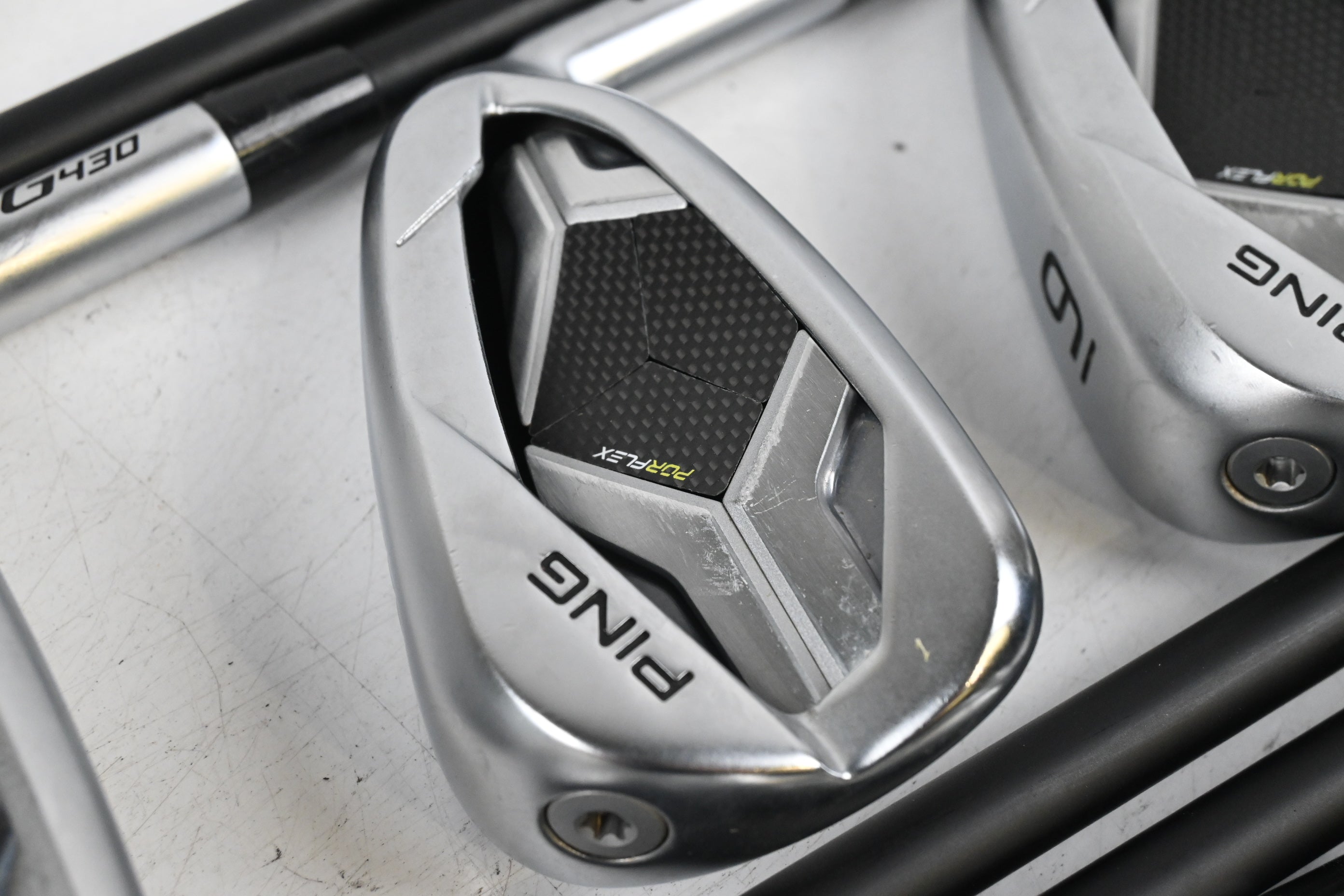Ping G430 Irons / 6-PW+GW+SW+SW / Black Dot / Regular Flex Ping Alta CB Black