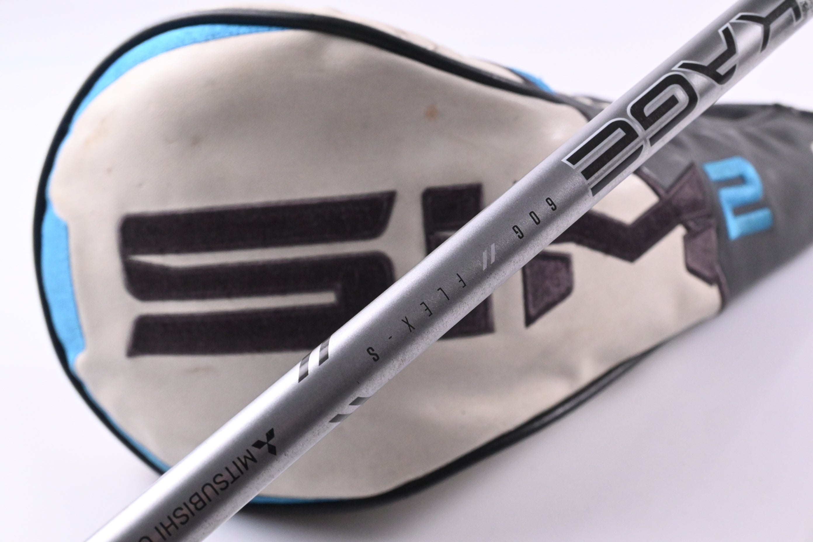 Left Hand Taylormade SIM2 Max Driver / 9 Degree / Stiff Flex Kuro Kage Silver 60