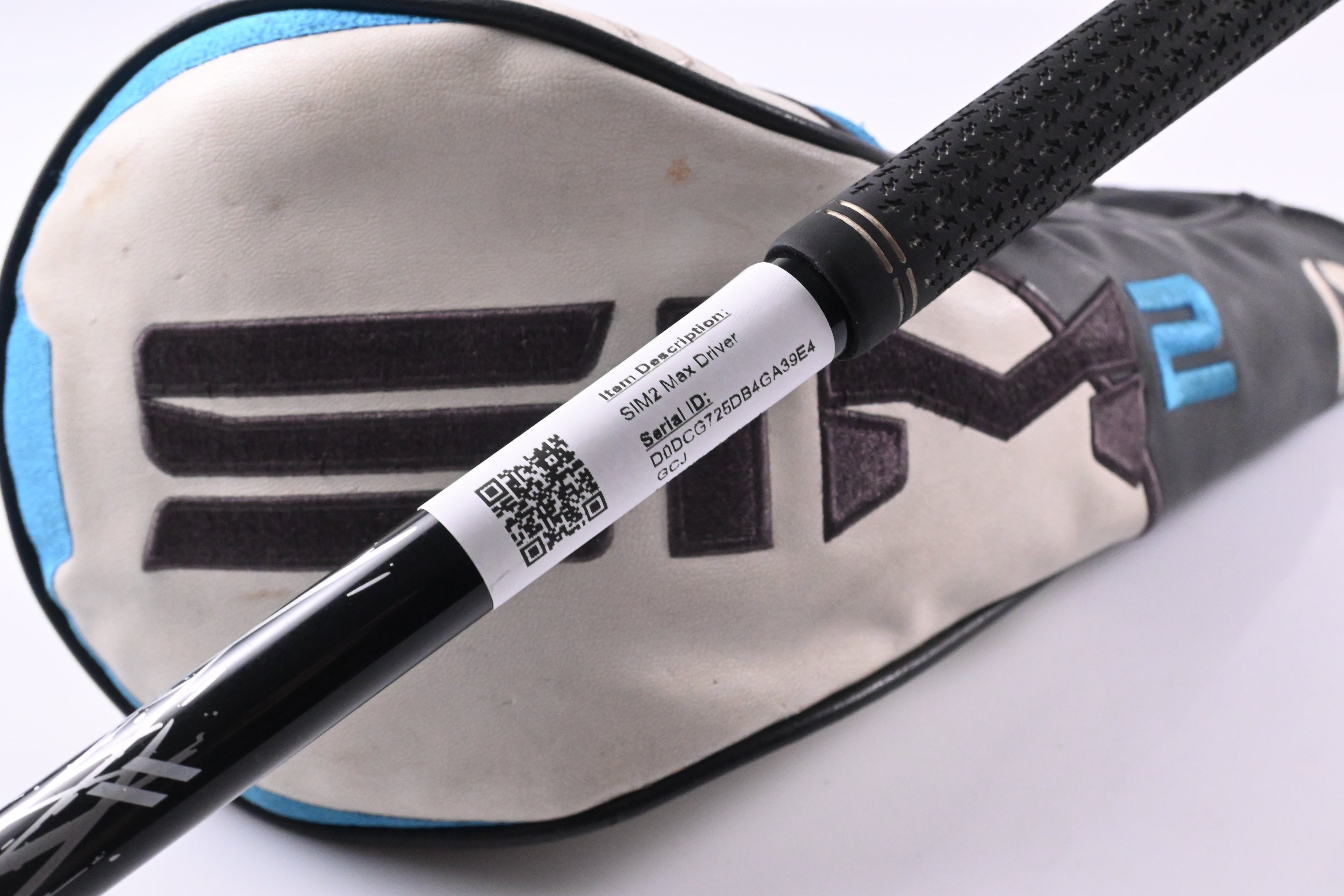 Left Hand Taylormade SIM2 Max Driver / 9 Degree / Stiff Flex Kuro Kage Silver 60