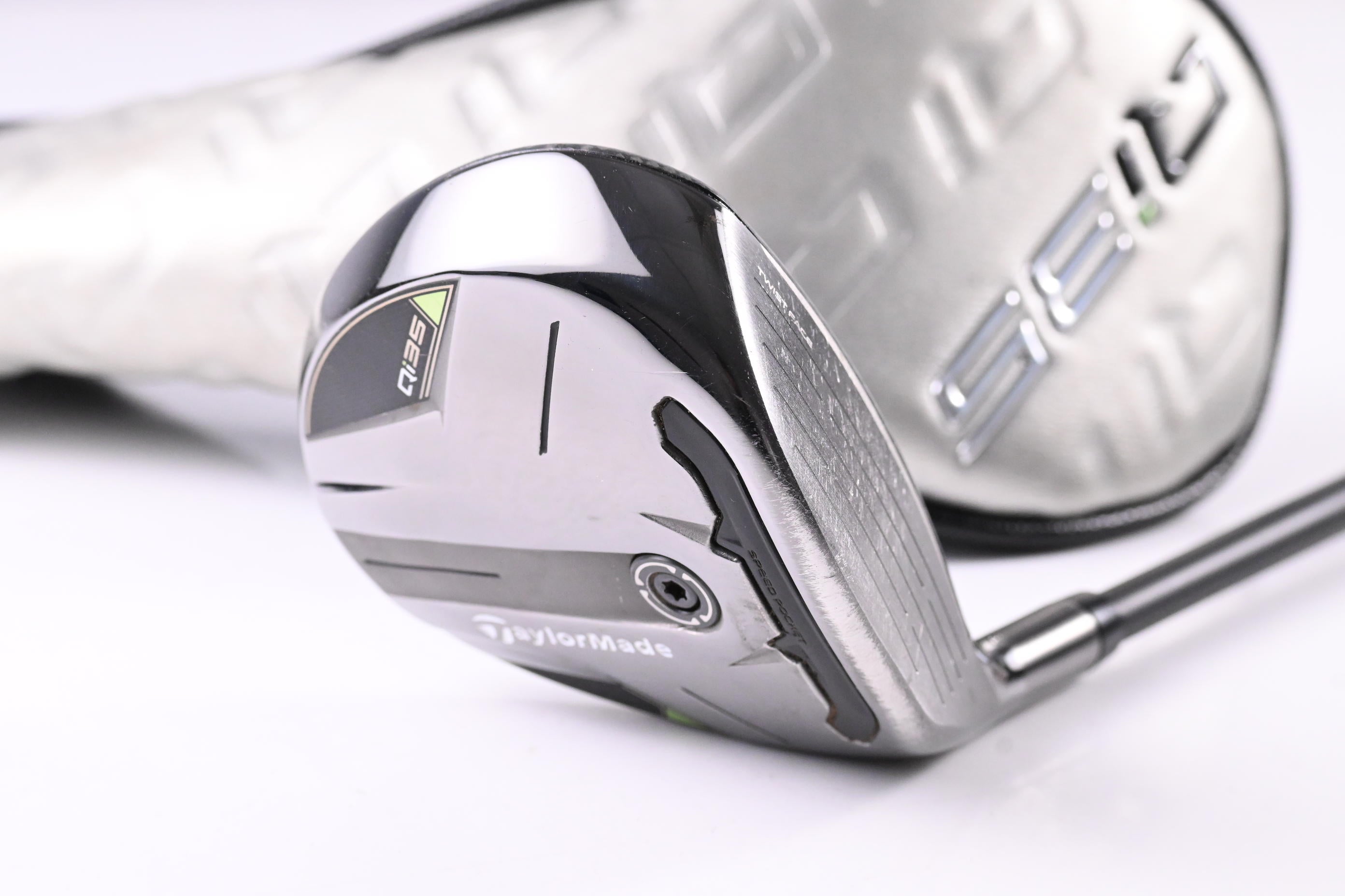 Taylormade Qi35 #7 Wood / 21 Degree / Regular Flex Fujikura Ventus Blue 5 Shaft