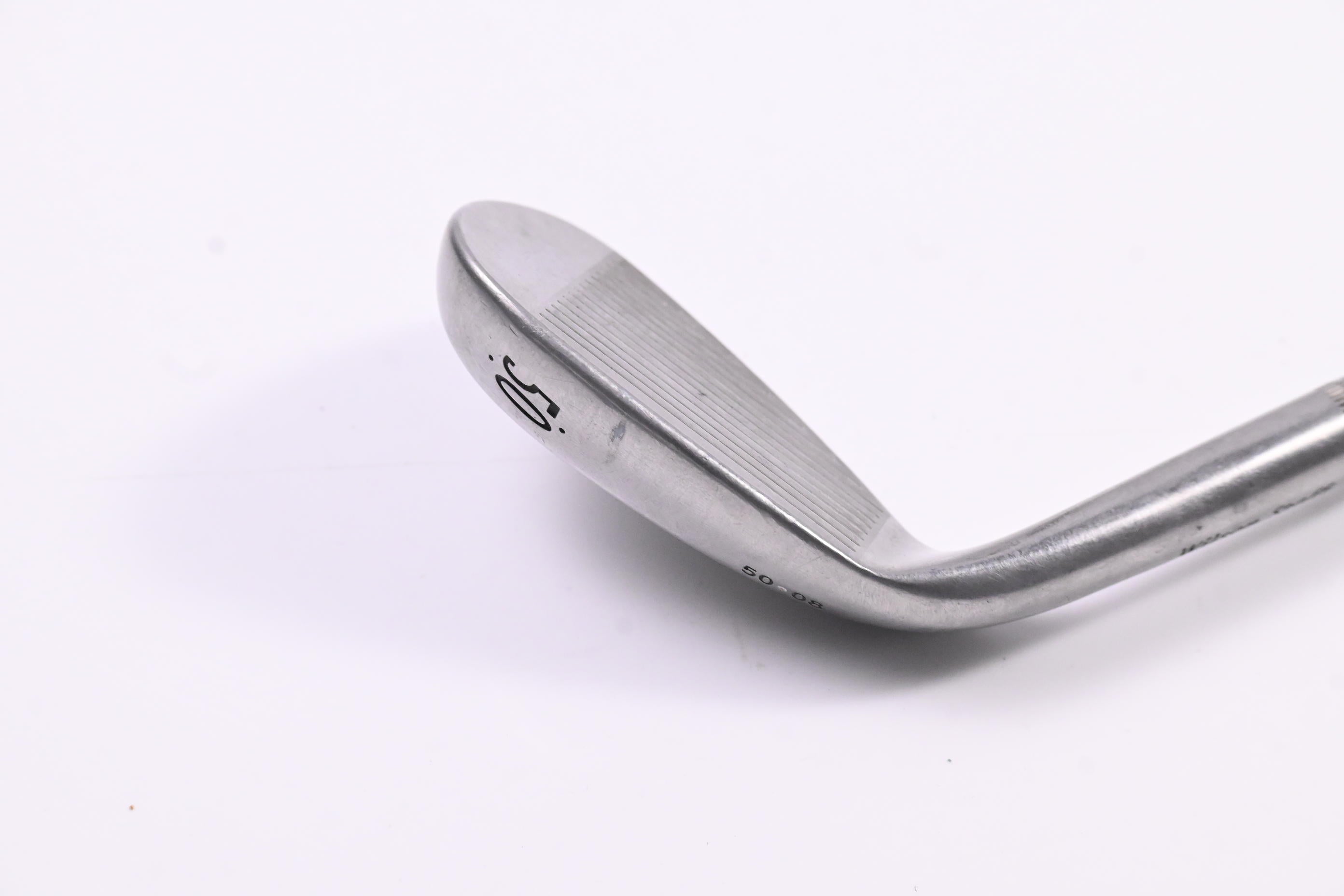 Wilson FG Tour Traction Control Gap Wedge / 50 Degree / Wedge Flex Dynamic Gold