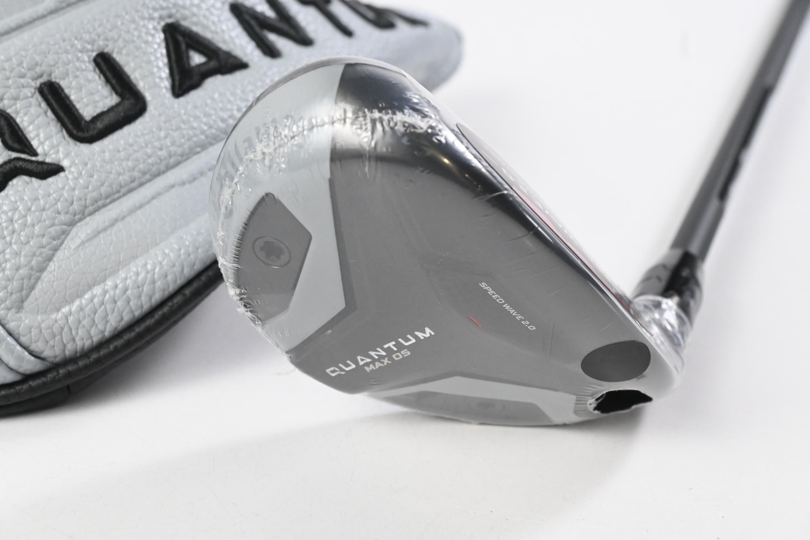 Callaway Quantum Max OS #6 Hybrid / 26 Degree / Senior Flex Vanquish 5 Shaft