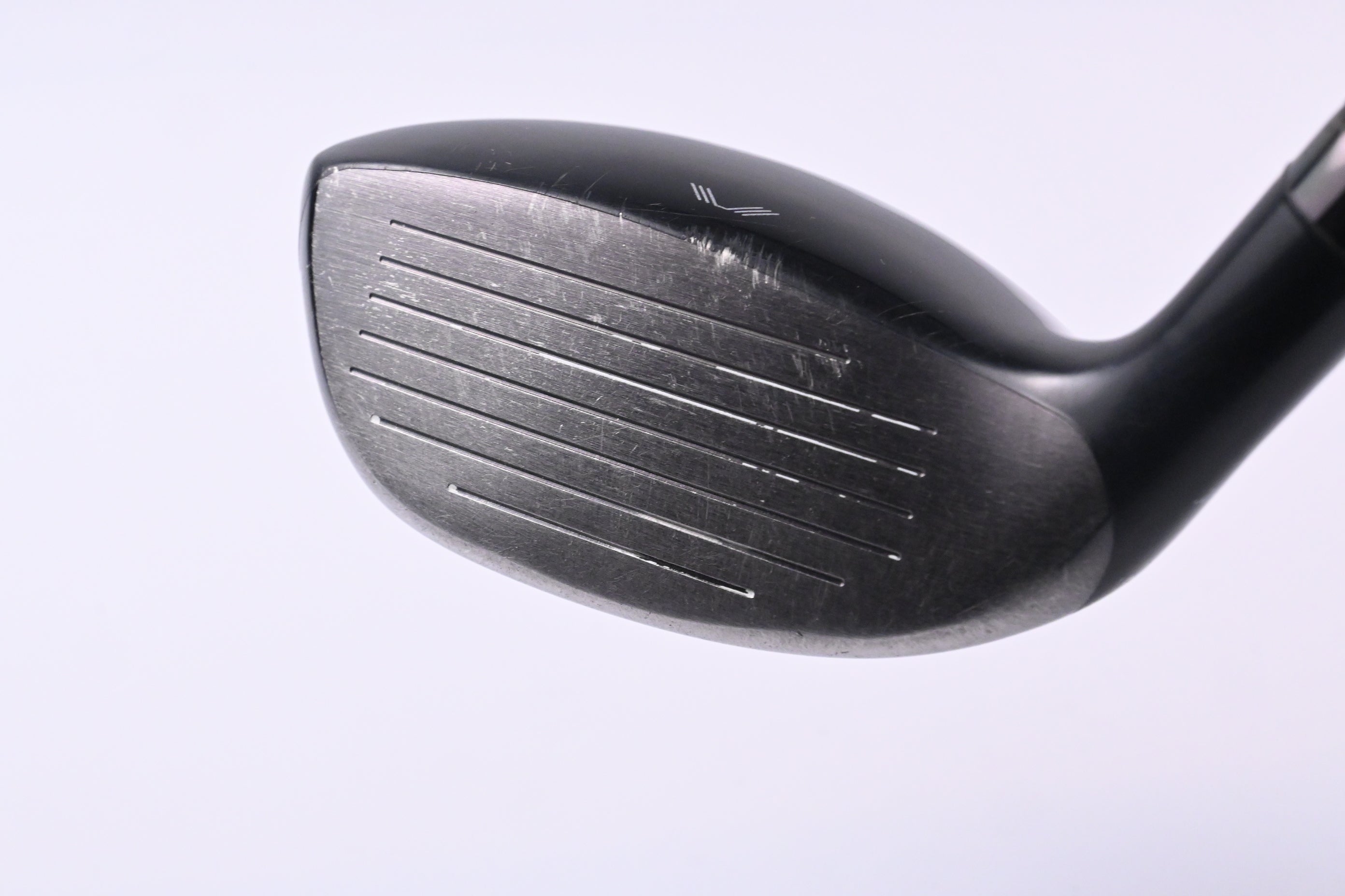 Wilson Staff D7 #4 Hybrid / 22 Degree / Senior Flex Recoil 460 Shaft